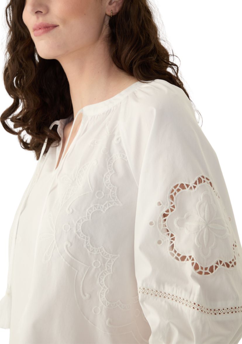 Womens 3/4 Sleeve Eyelet Popover Blouse
