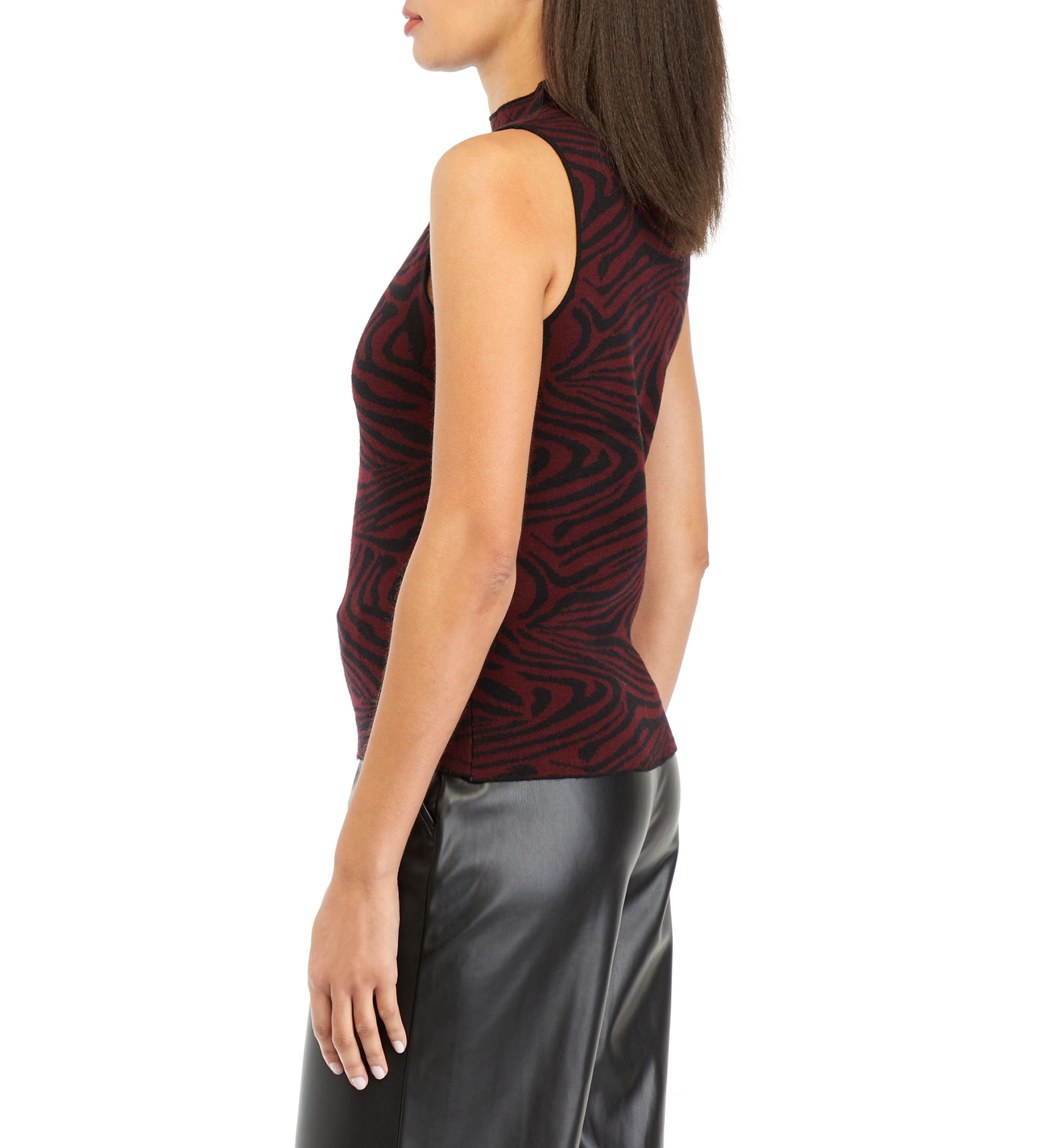 Womens Sleeveless Swirl Printed Sweater