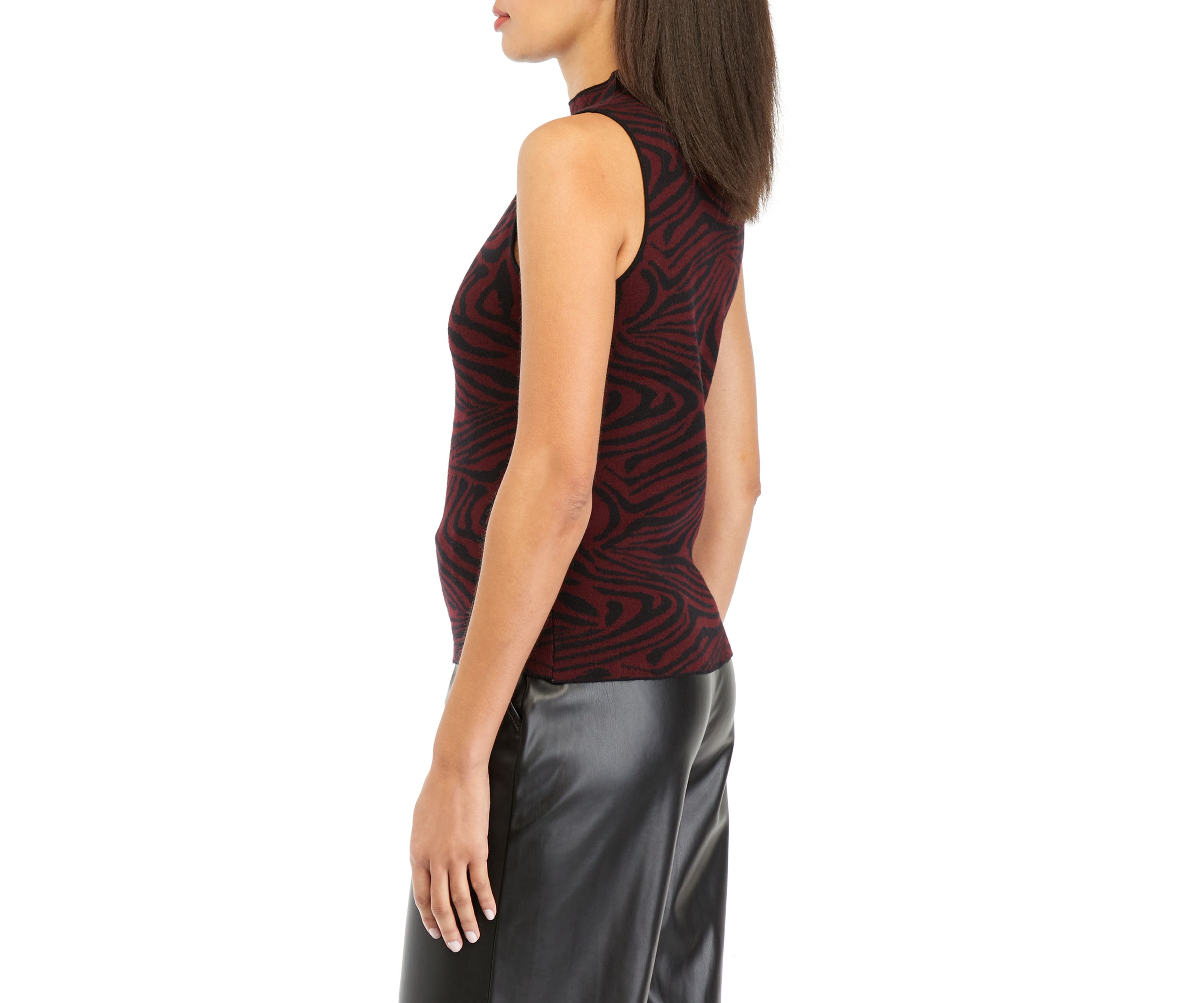Womens Sleeveless Swirl Printed Sweater