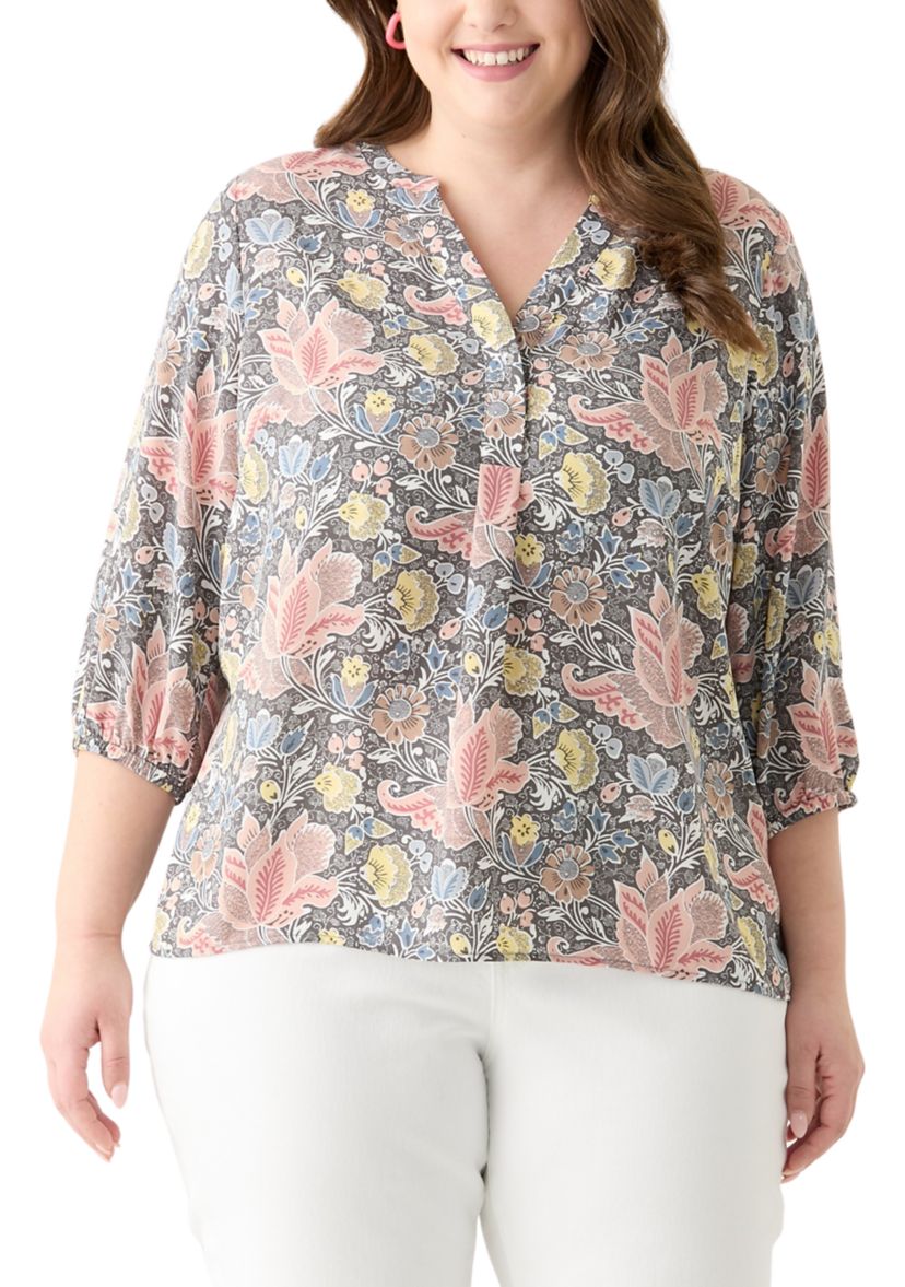 Plus Size 3/4 Sleeve Split Neck Woven Blouse 
