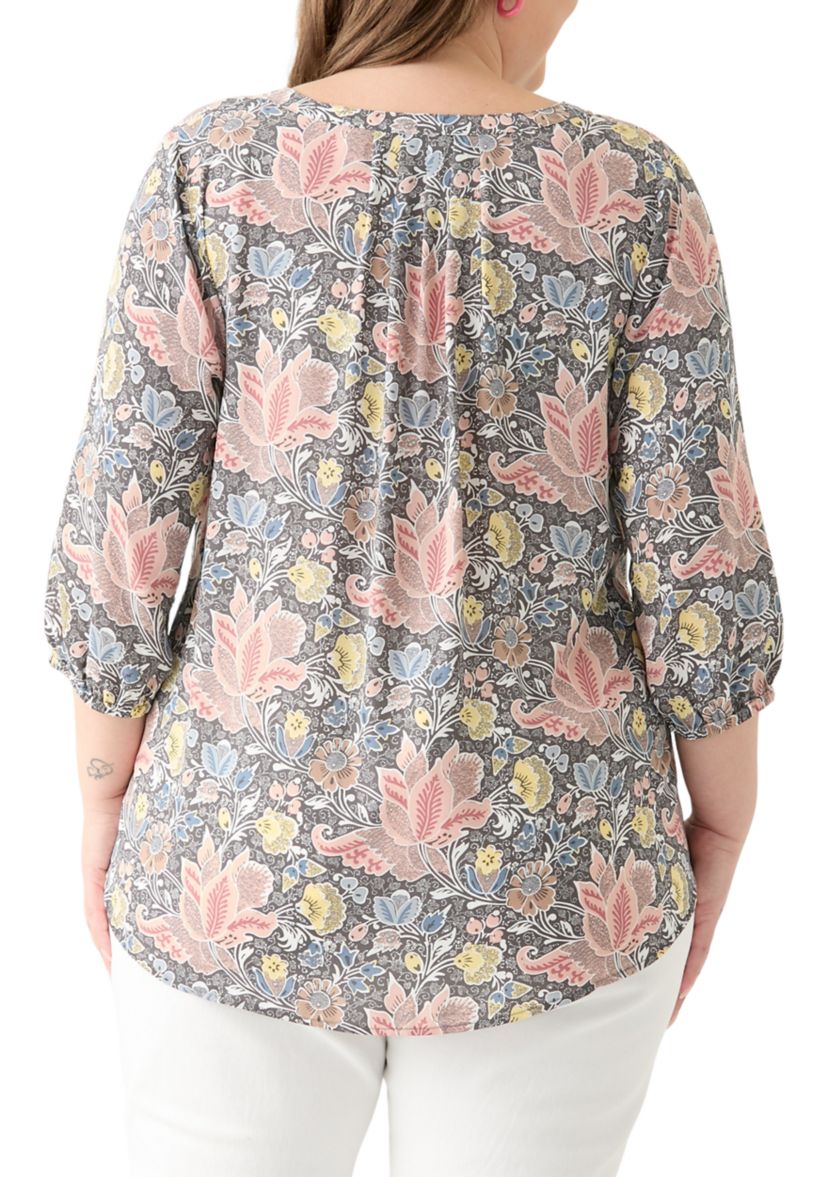 Plus Size 3/4 Sleeve Split Neck Woven Blouse 
