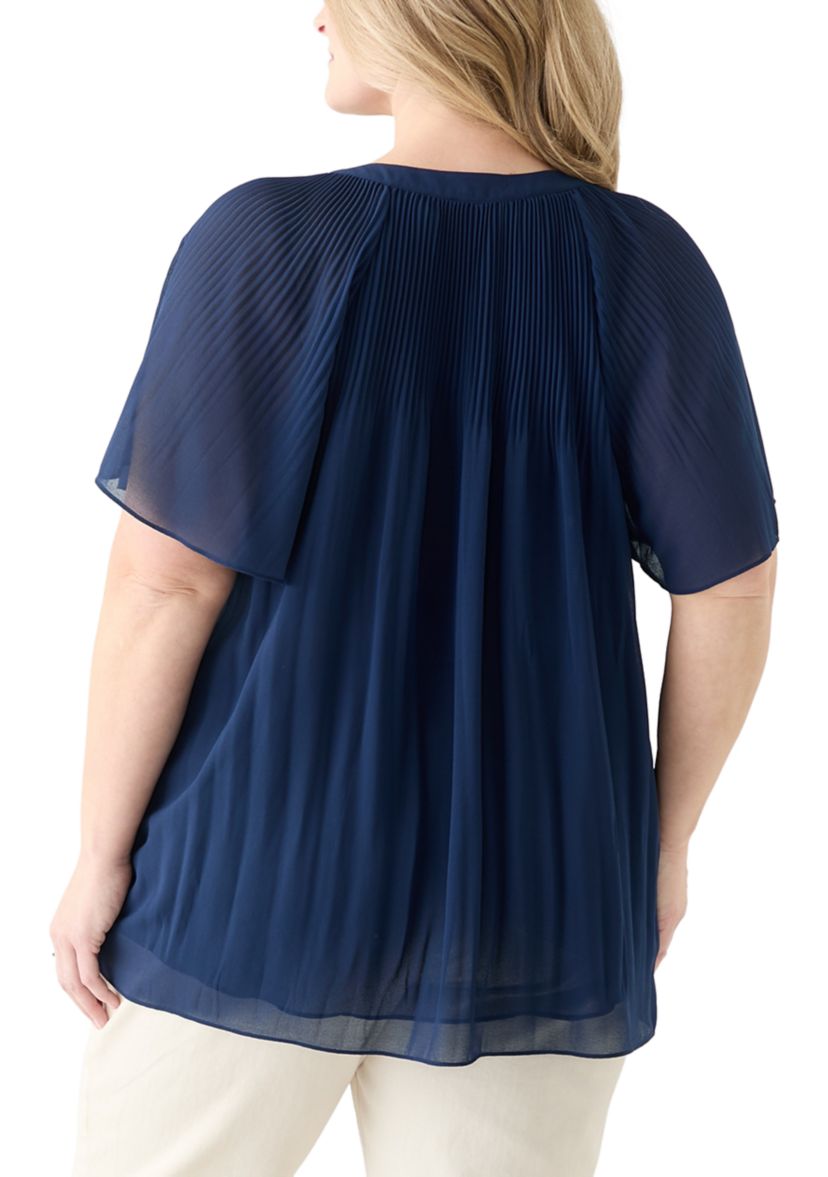 Plus Size Pleated Woven Blouse