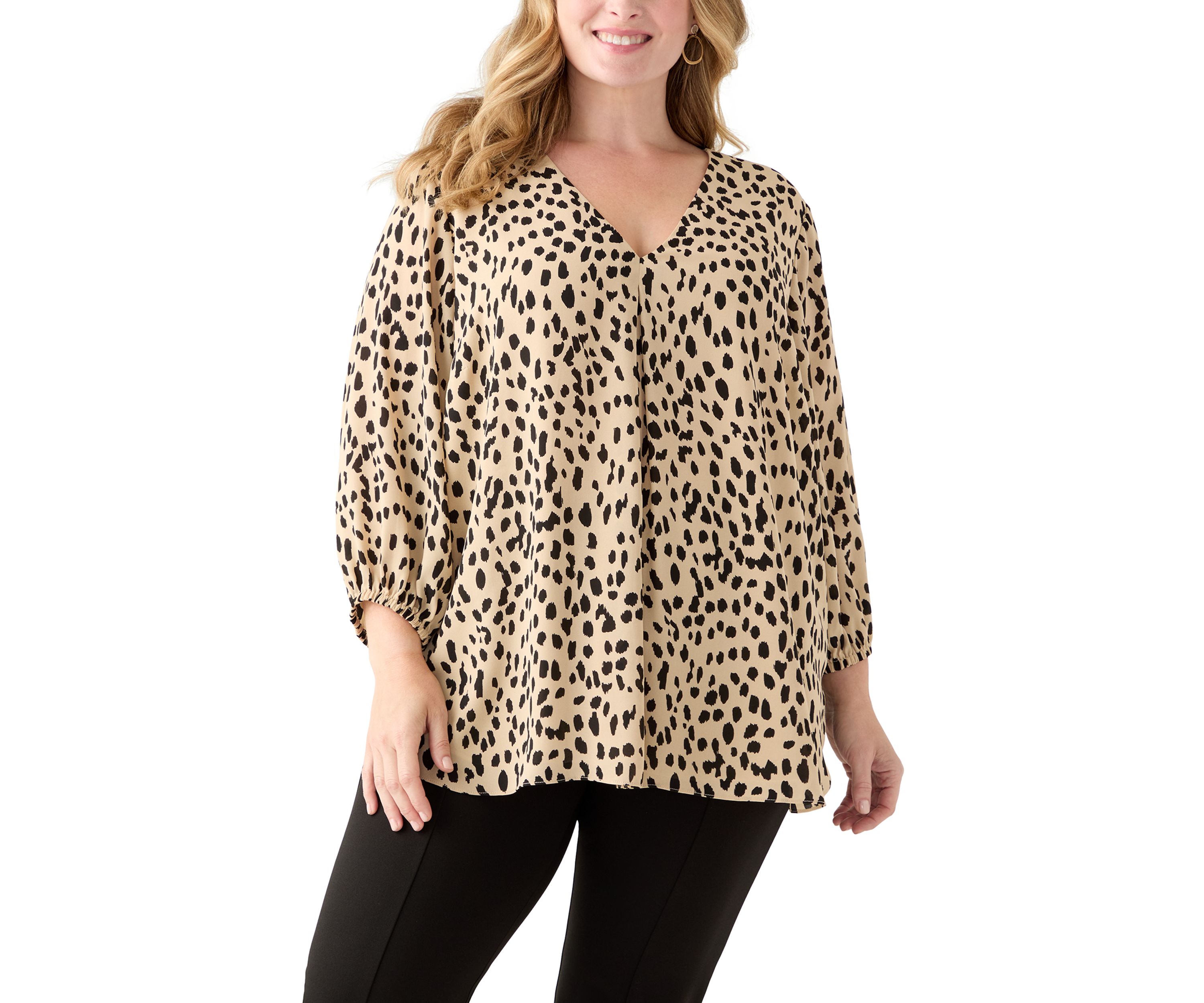 Plus Size 3/4 Sleeve V-Neck Shirt