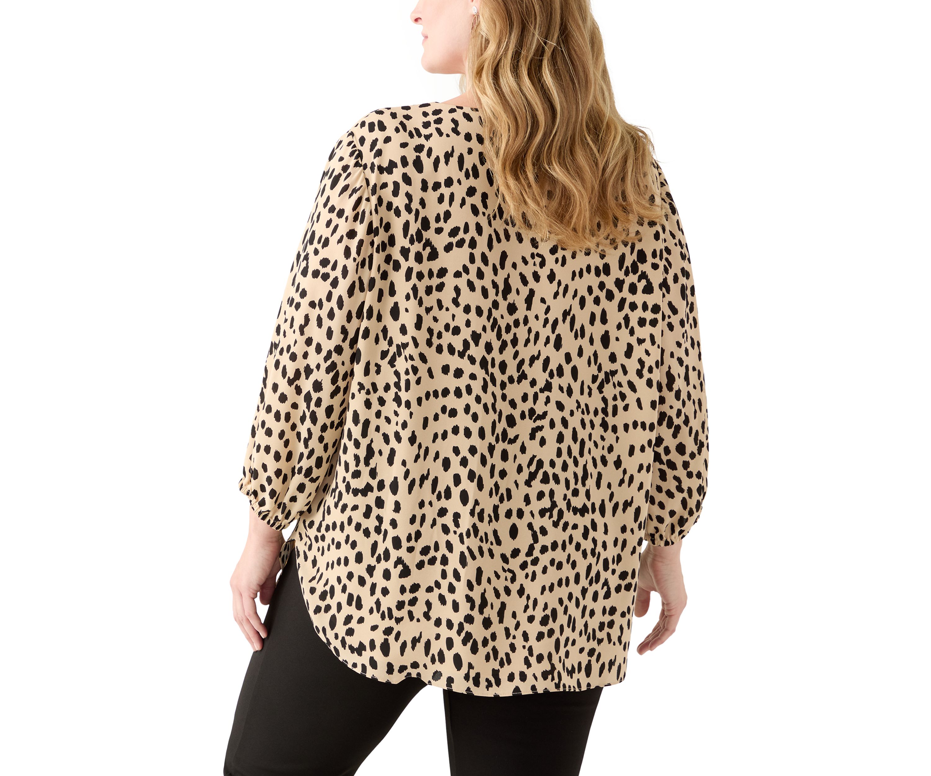 Plus Size 3/4 Sleeve V-Neck Shirt