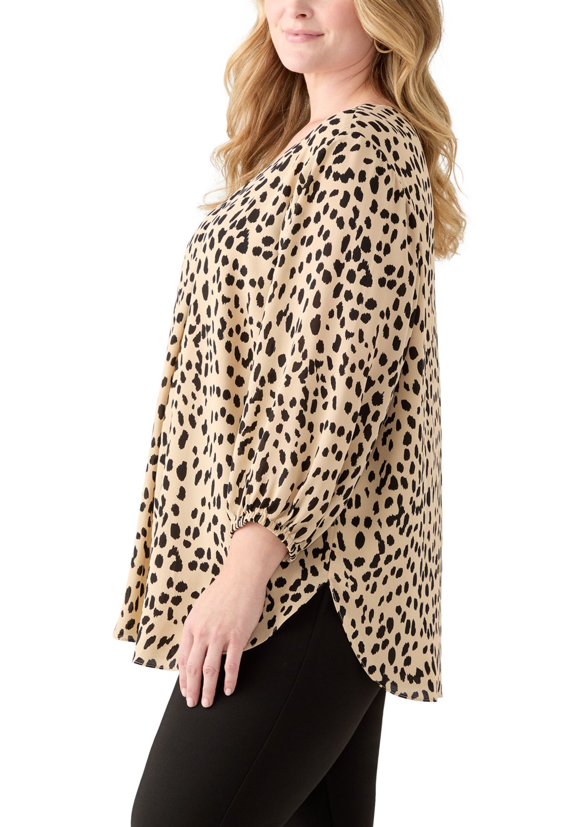 Plus Size 3/4 Sleeve V-Neck Shirt