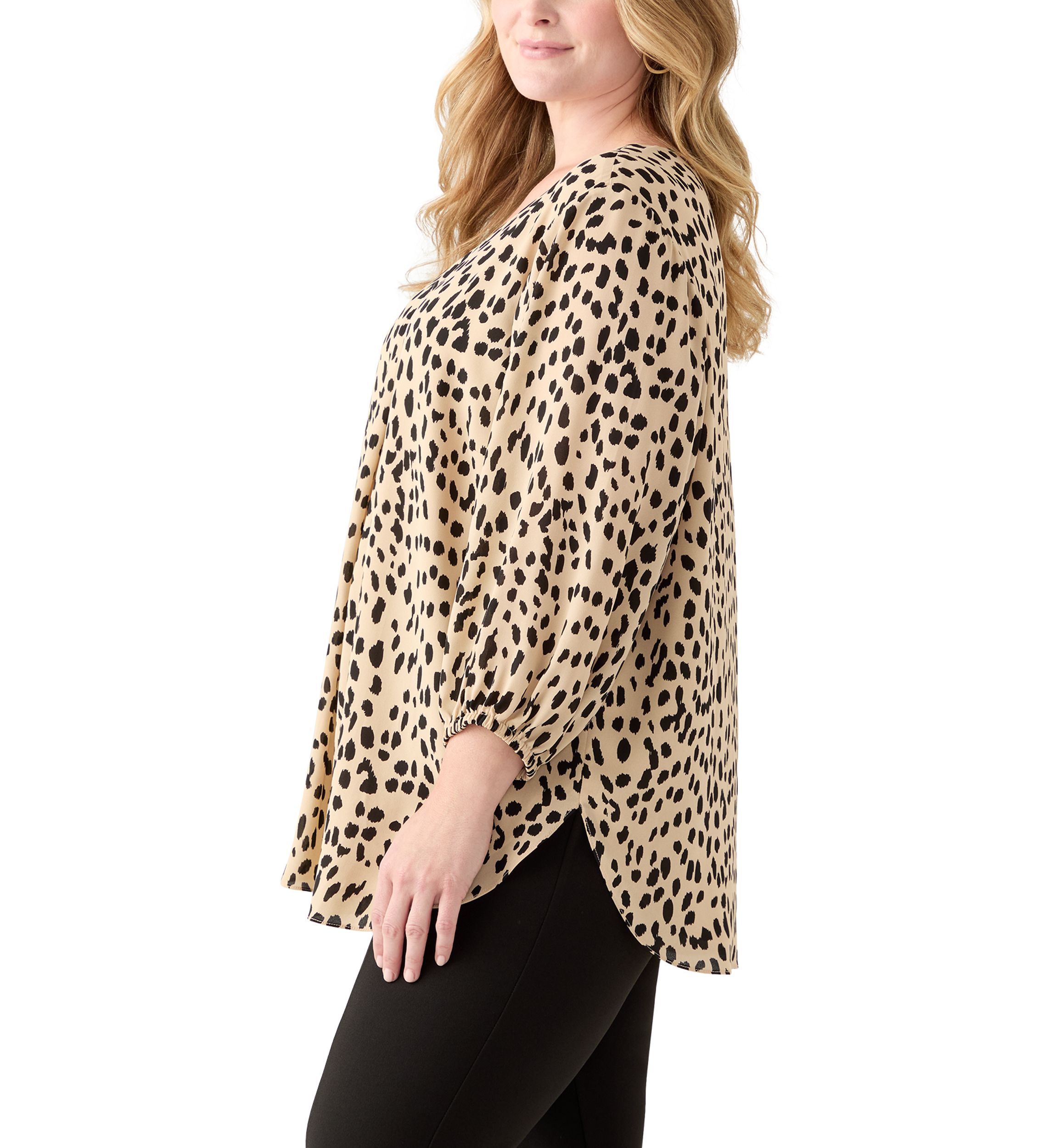Plus Size 3/4 Sleeve V-Neck Shirt