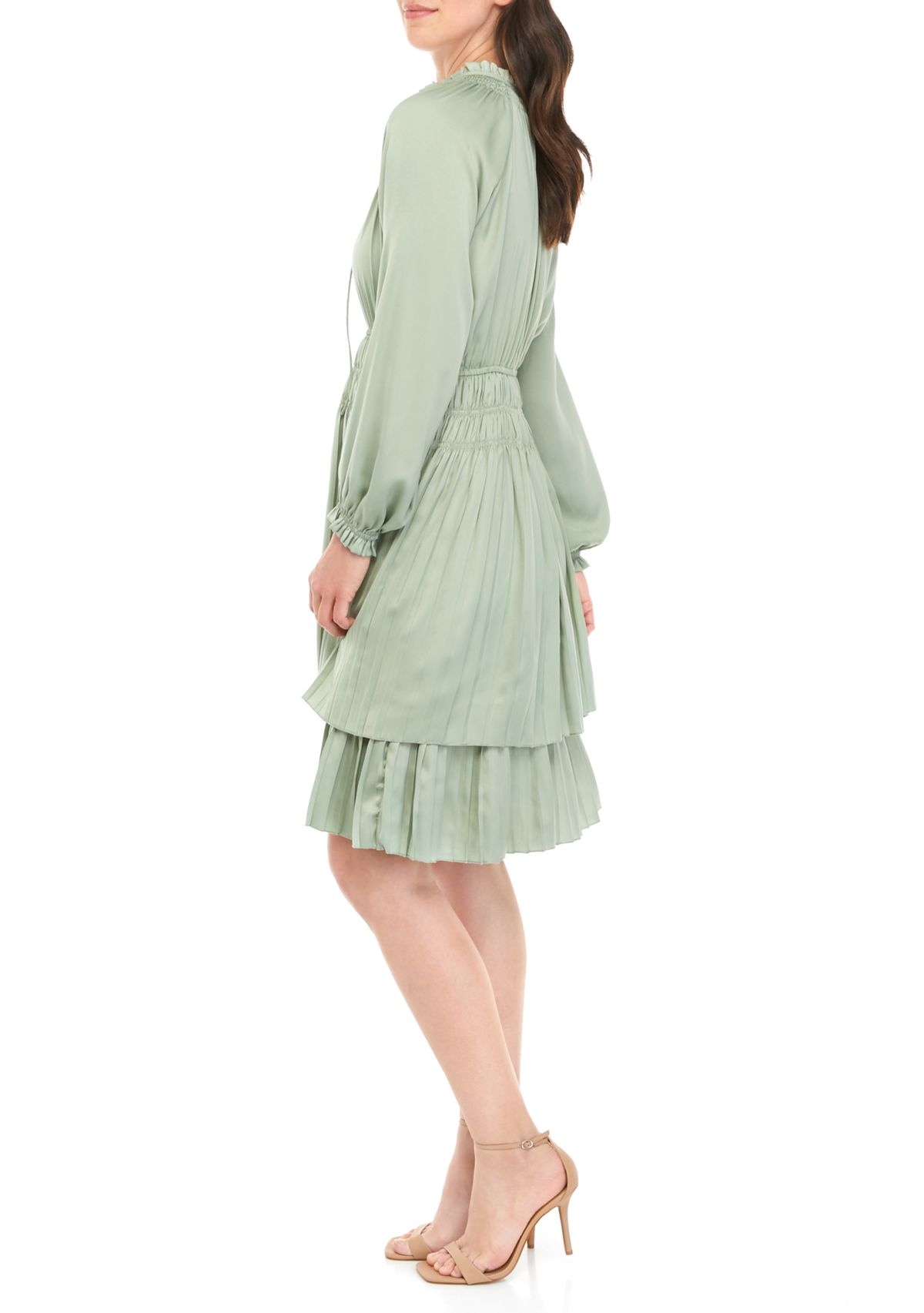 Womens Long Sleeve Tiered Skirt Airflow Dress