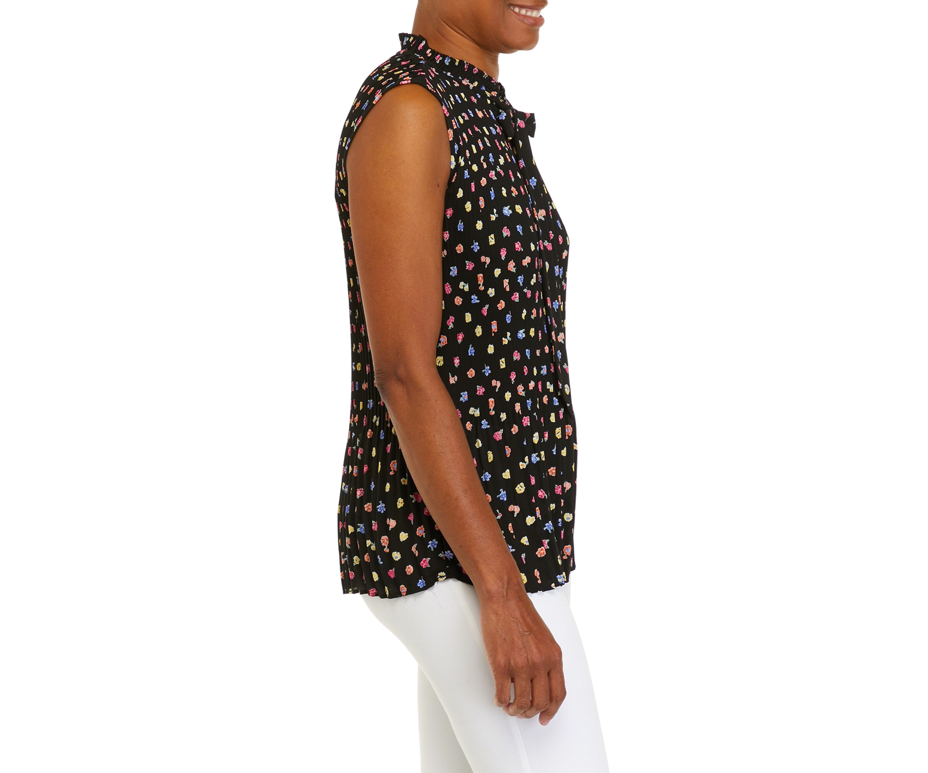Womens Floral Toss Print Pleated Blouse