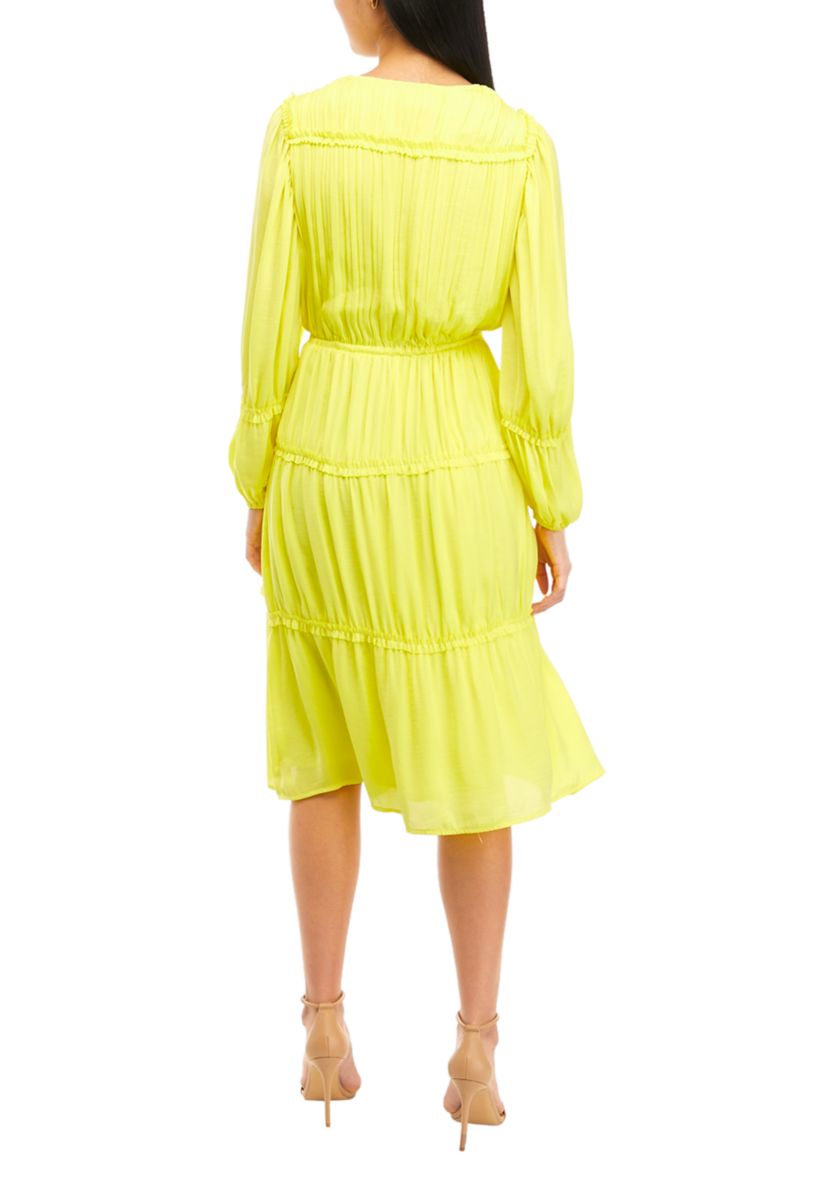 Womens Airflow V-Neck Tiered Dress