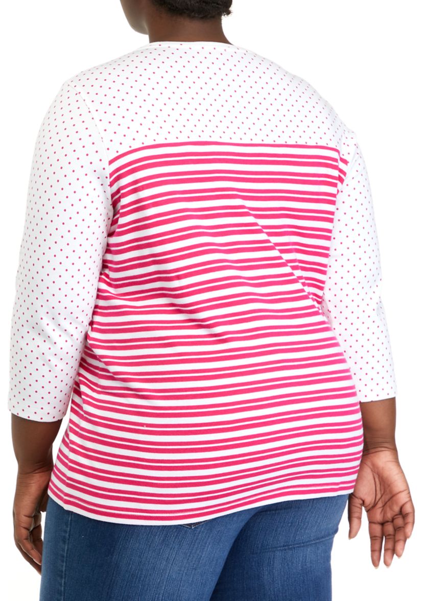 Plus Size 3/4 Sleeve Round Neck Graphic Top
