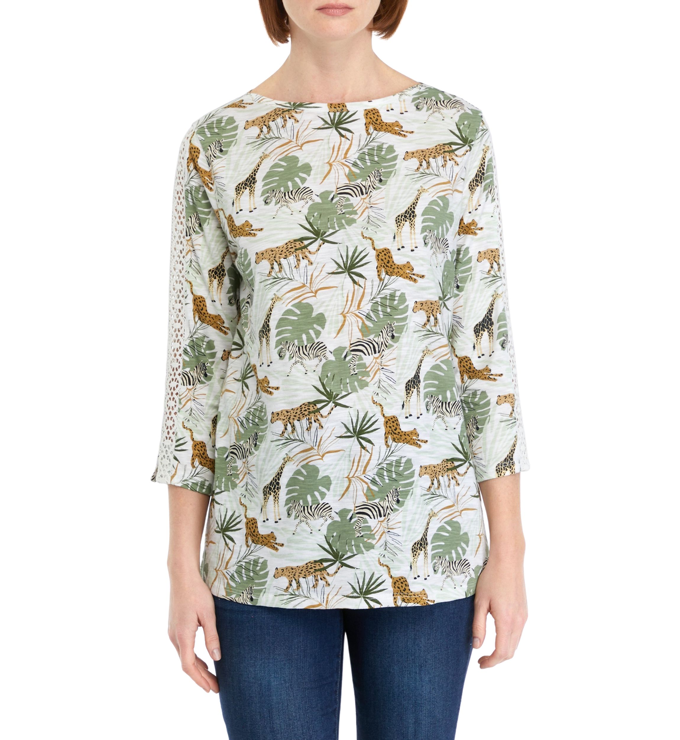 Womens 3/4 Sleeve Crochet Trim Printed T-Shirt