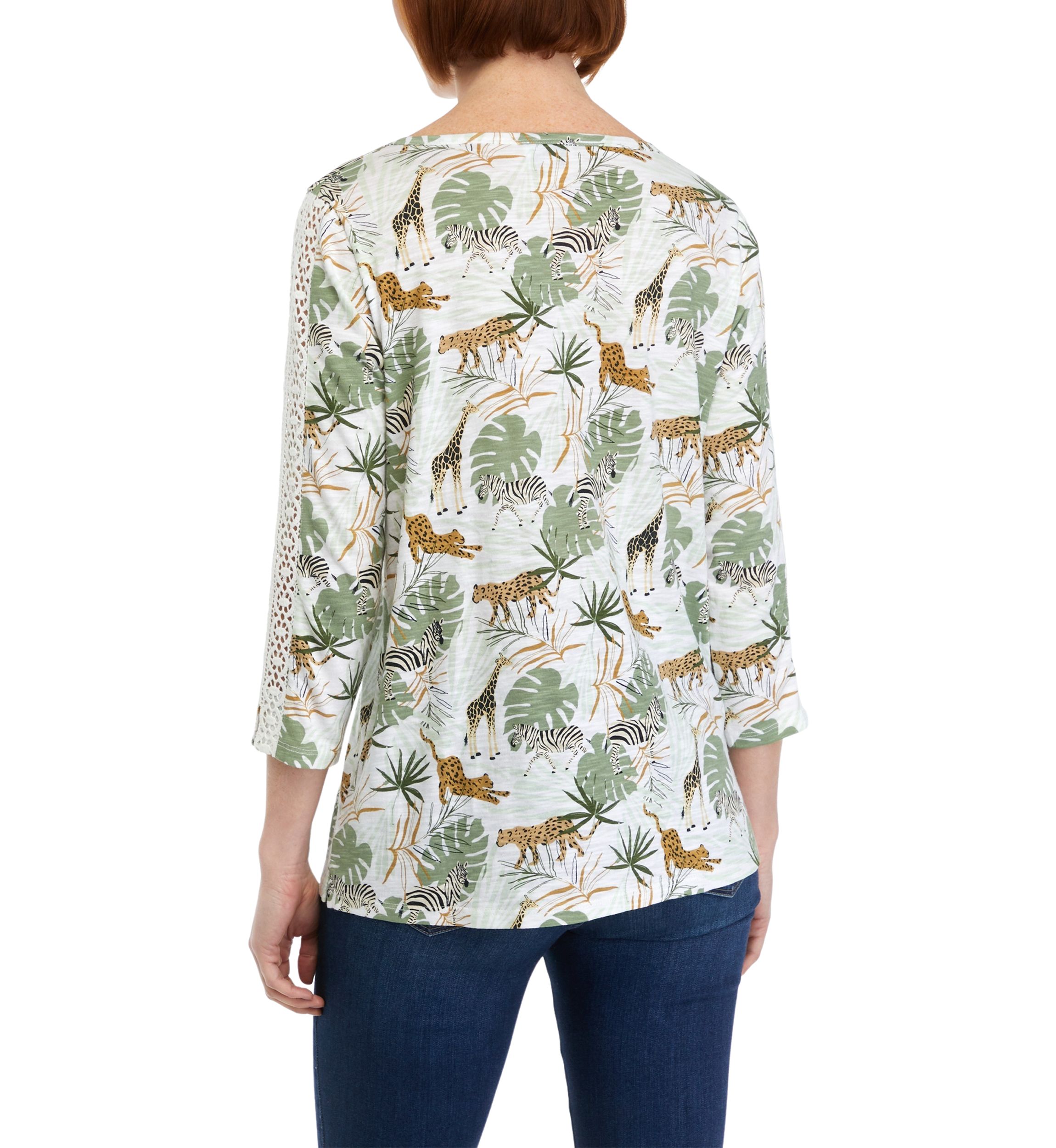 Womens 3/4 Sleeve Crochet Trim Printed T-Shirt