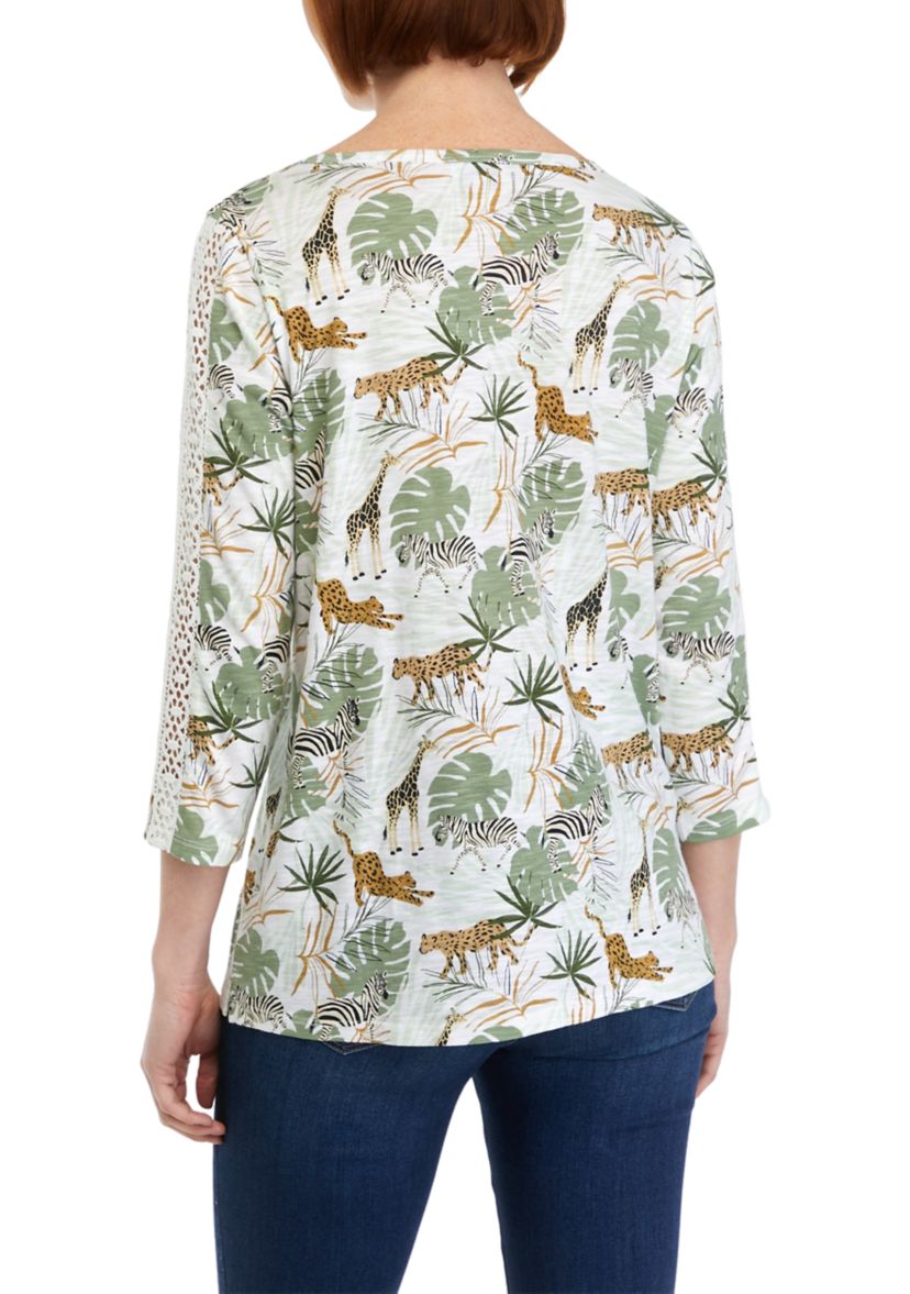 Womens 3/4 Sleeve Crochet Trim Printed T-Shirt