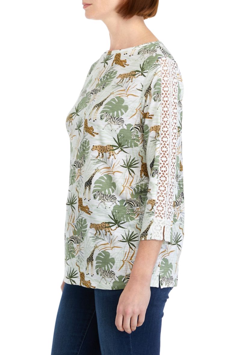 Womens 3/4 Sleeve Crochet Trim Printed T-Shirt