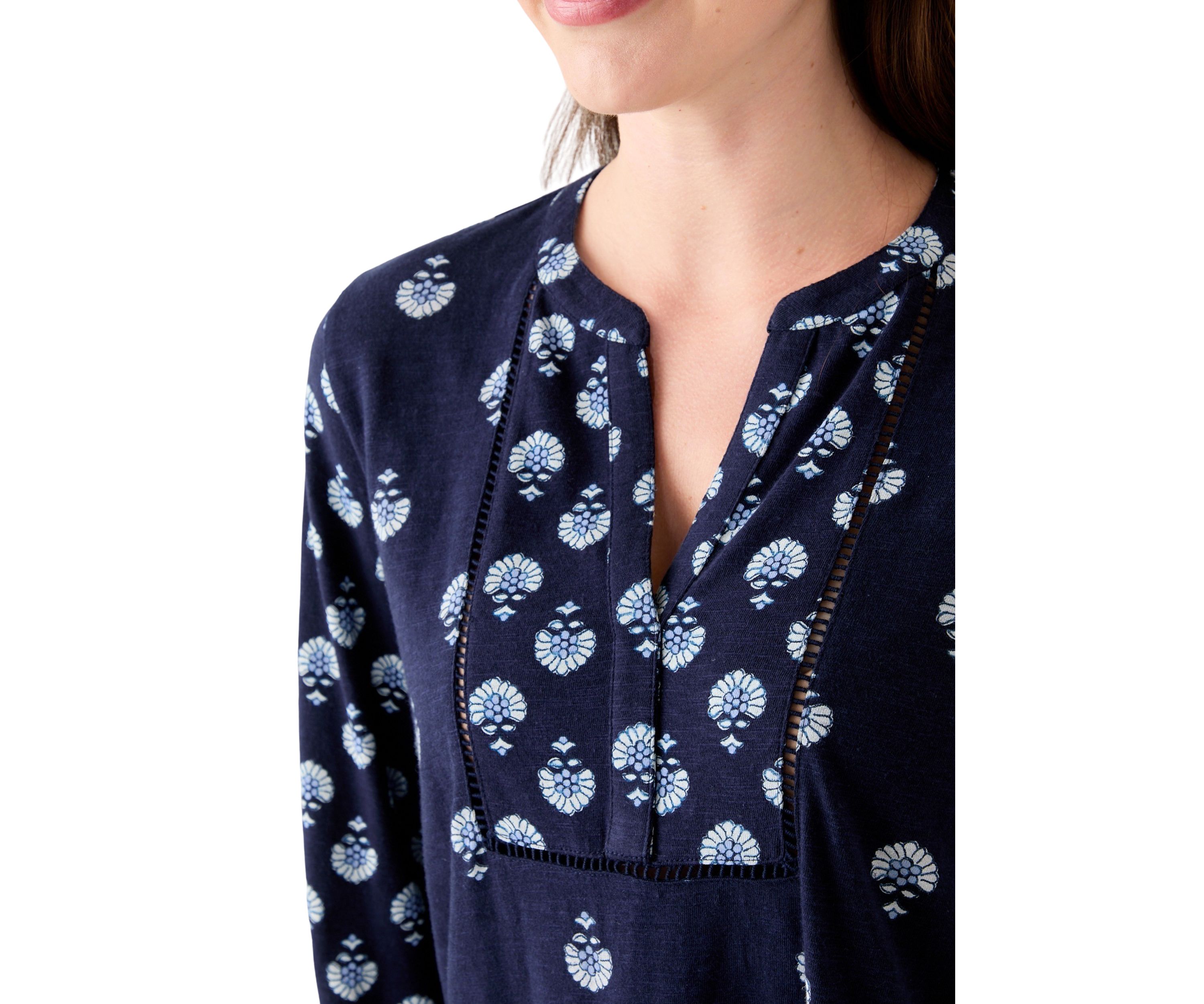 Womens 3/4 Sleeve Printed Top with Trim