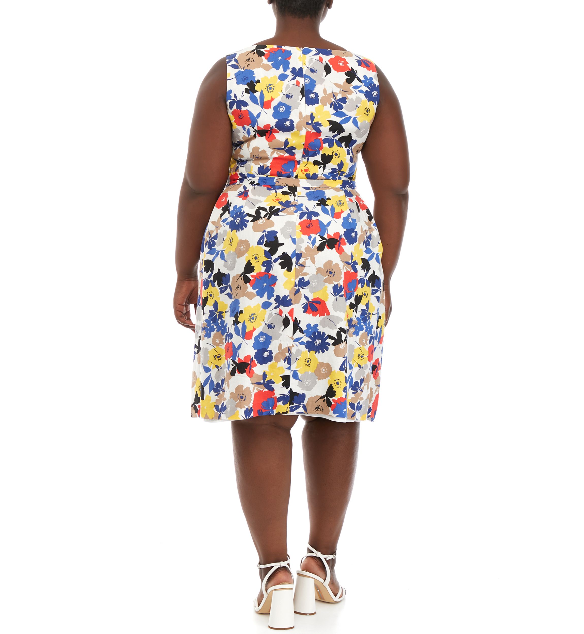 Plus Size Sleeveless V-Neck Floral Fit and Flare Midi Dress