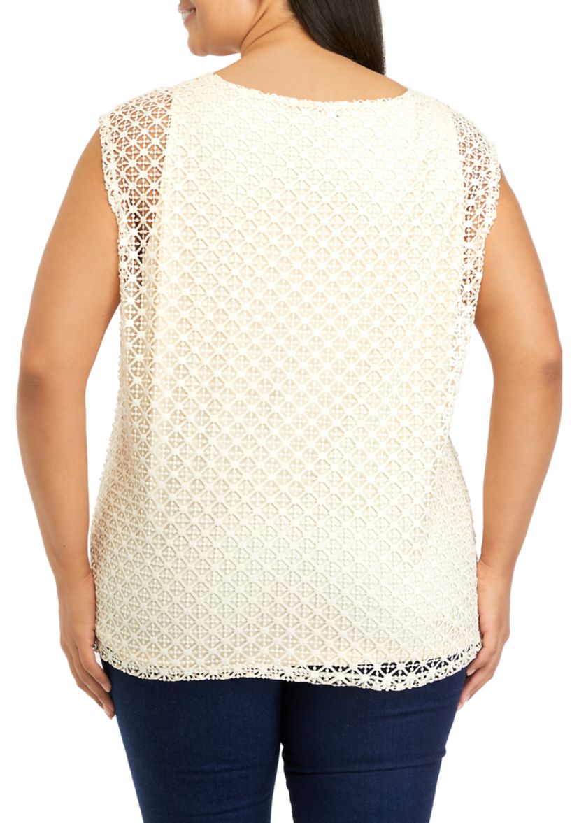 Plus Size Lace Cap Sleeve Top