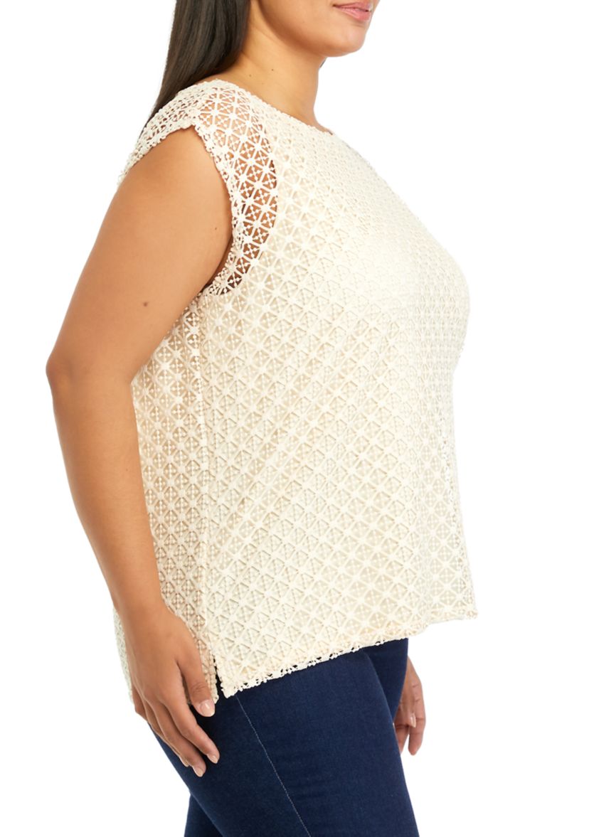 Plus Size Lace Cap Sleeve Top