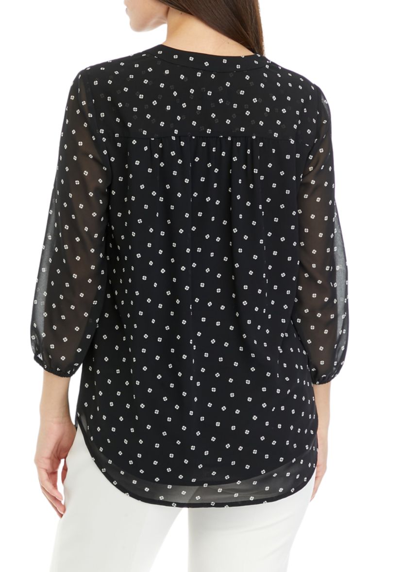 Petite 3/4 Sleeve V-Neck Pleat Front Tunic Top
