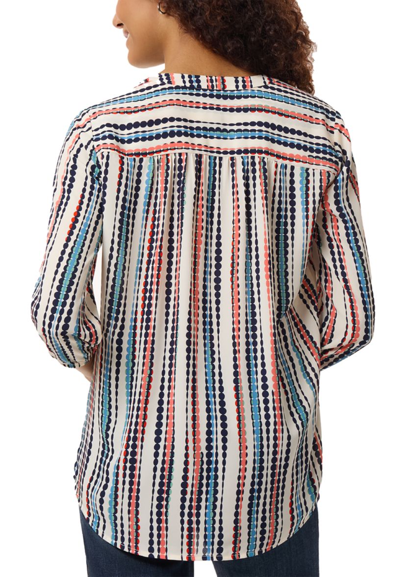 Womens 3/4 Sleeve Printed V-Neck Blouse
