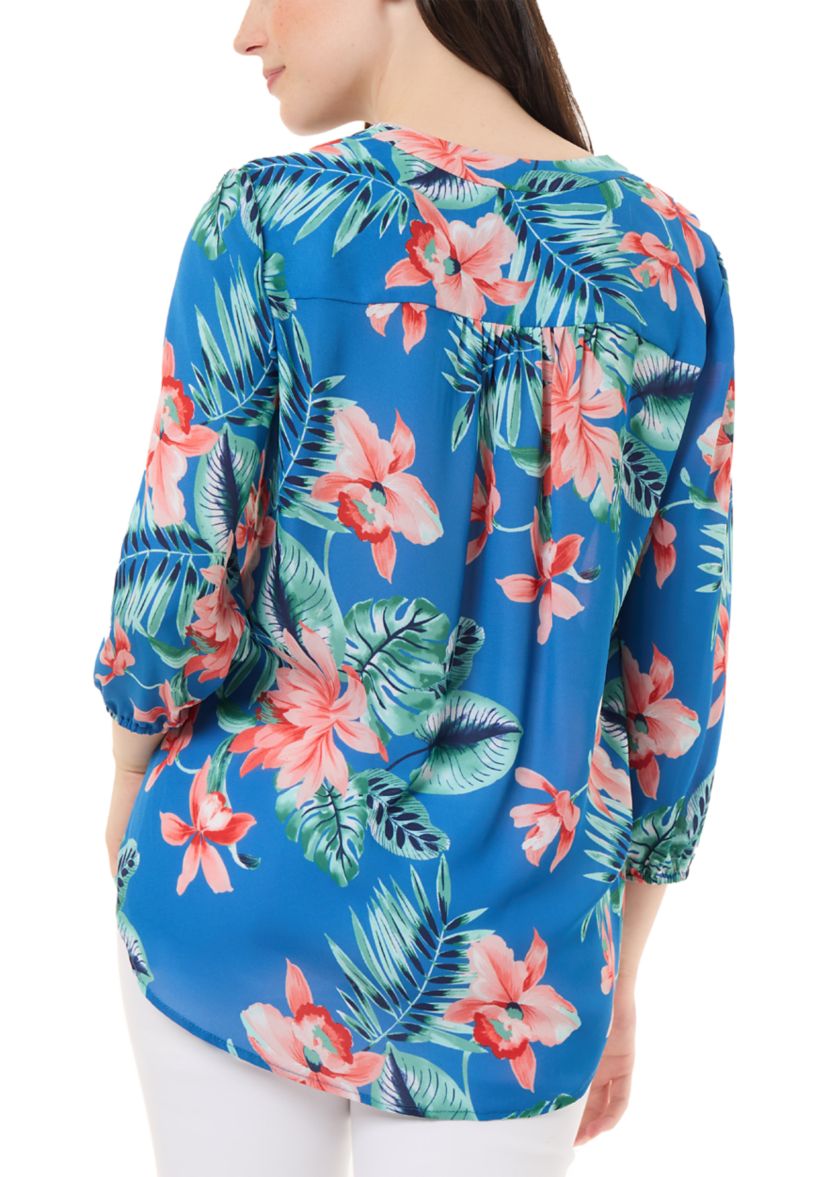Womens 3/4 Sleeve Printed V-Neck Blouse