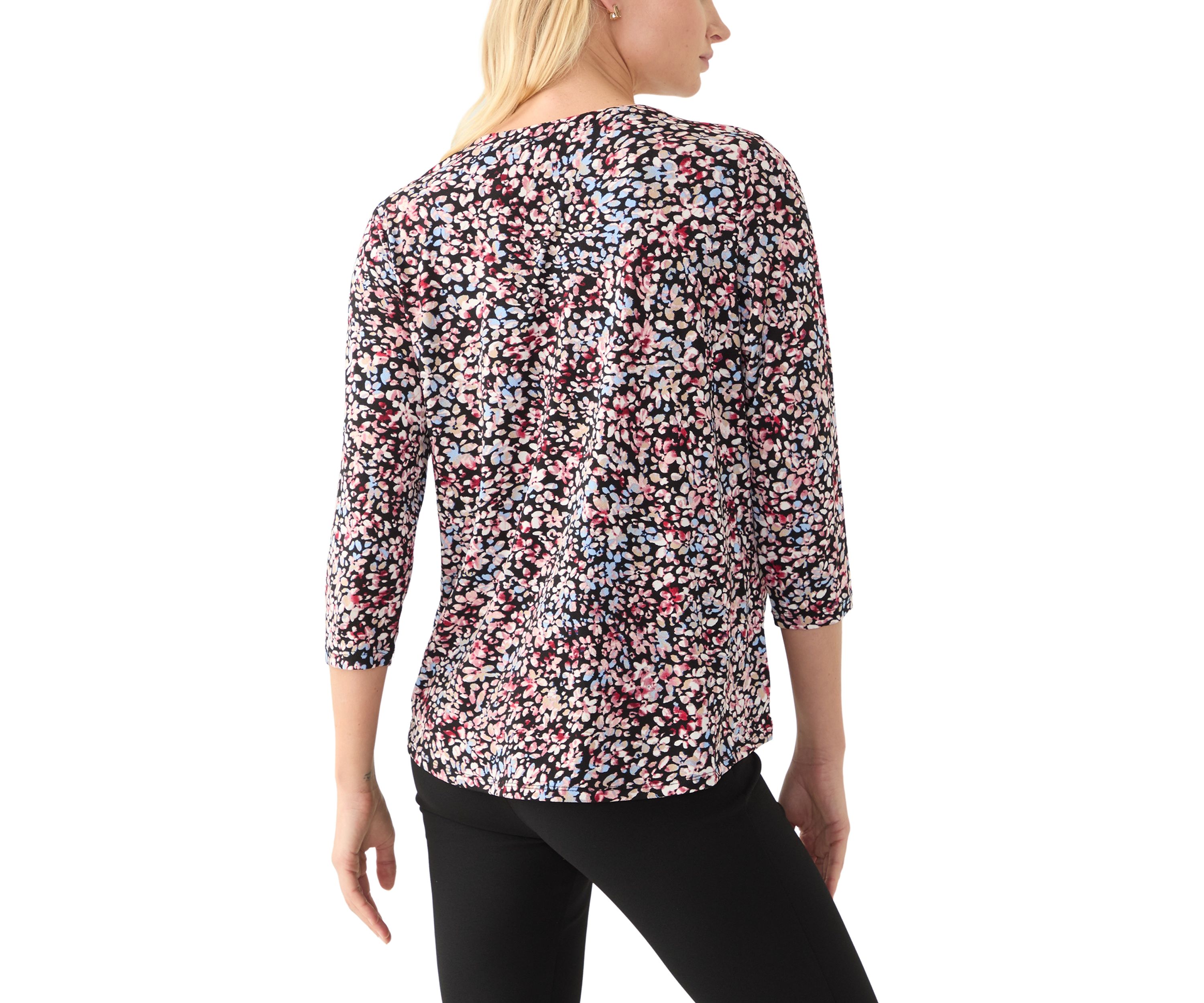 Petite 3/4 Sleeve V-Neck Noodle Top