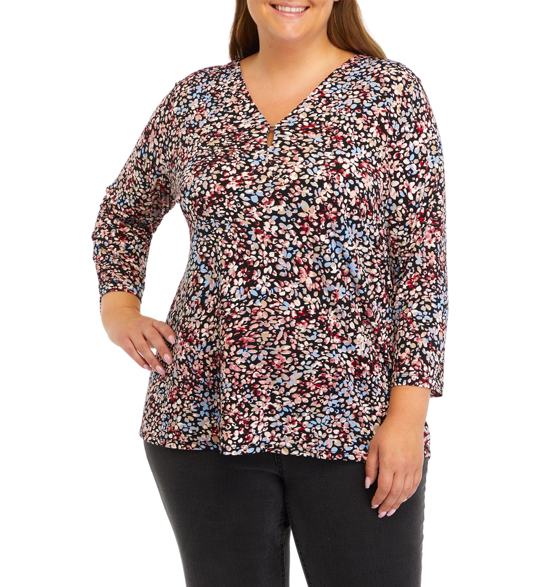 Plus Size 2/4 Sleeve Floral Top 
