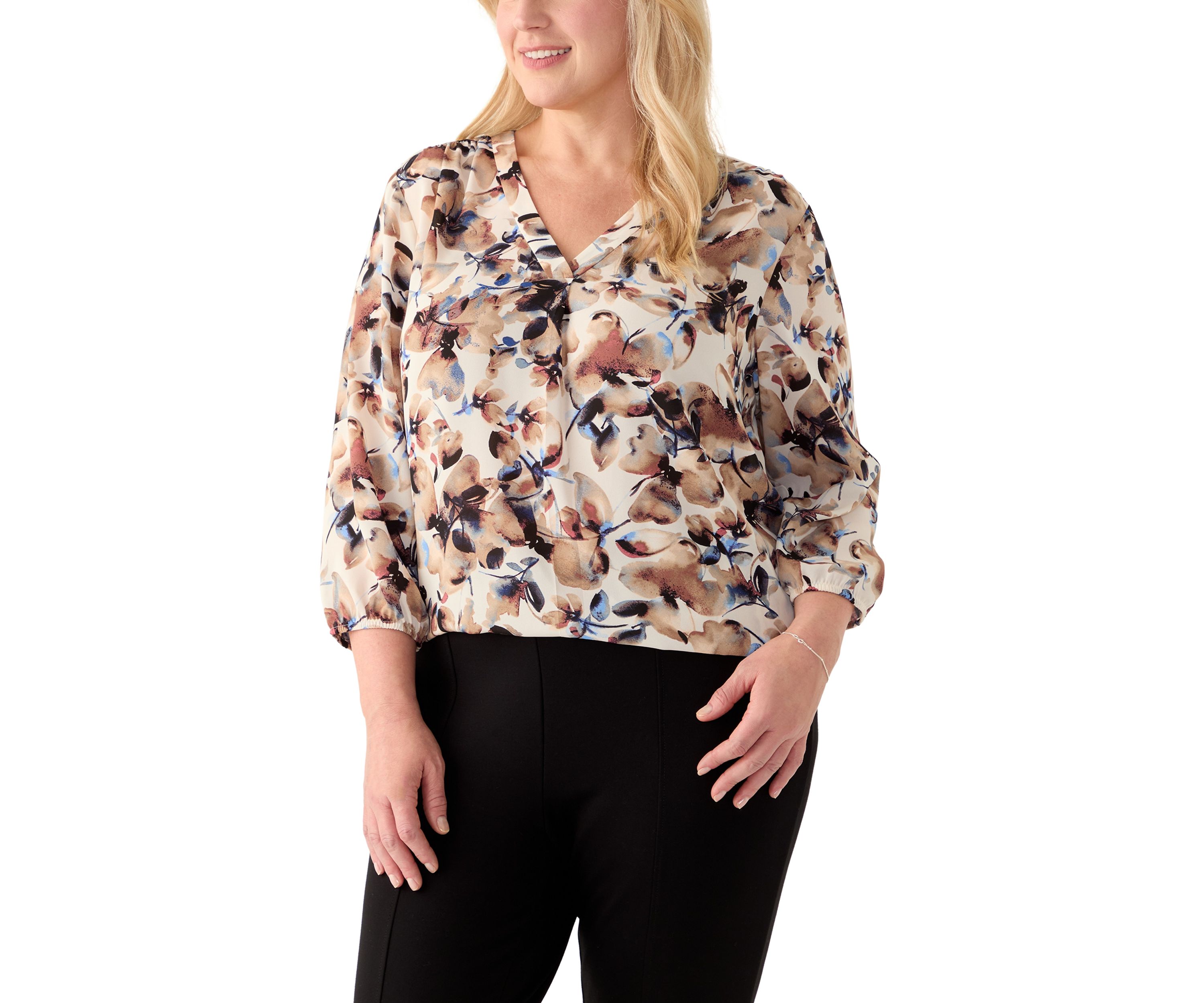 Plus Size 3/4 Sleeve V-Neck Pleat Front Tunic Top