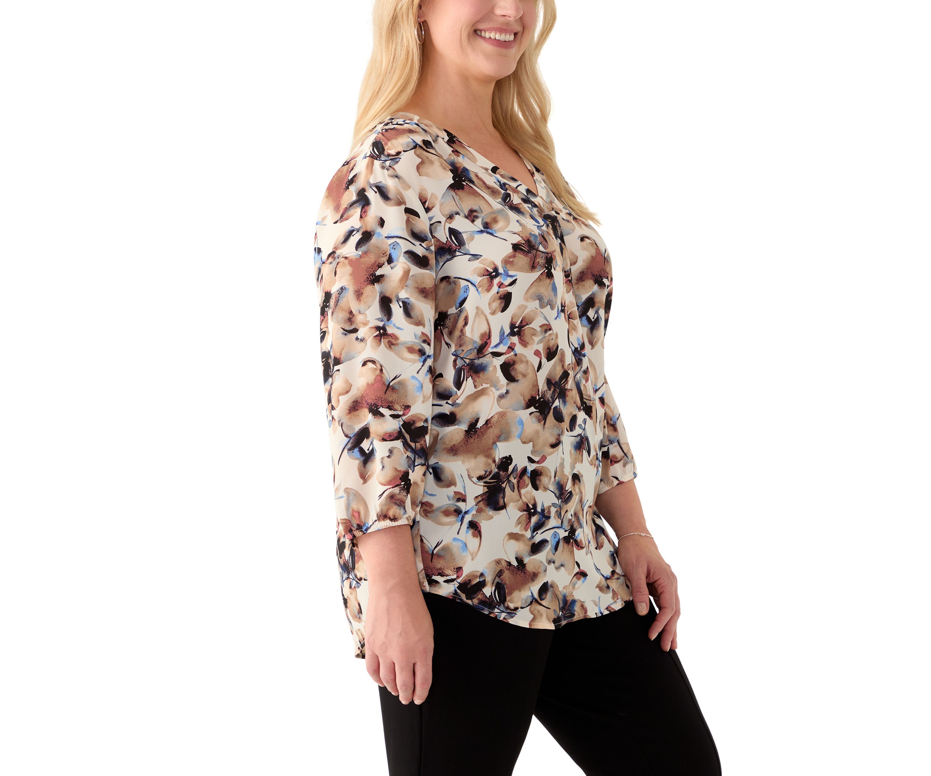 Plus Size 3/4 Sleeve V-Neck Pleat Front Tunic Top