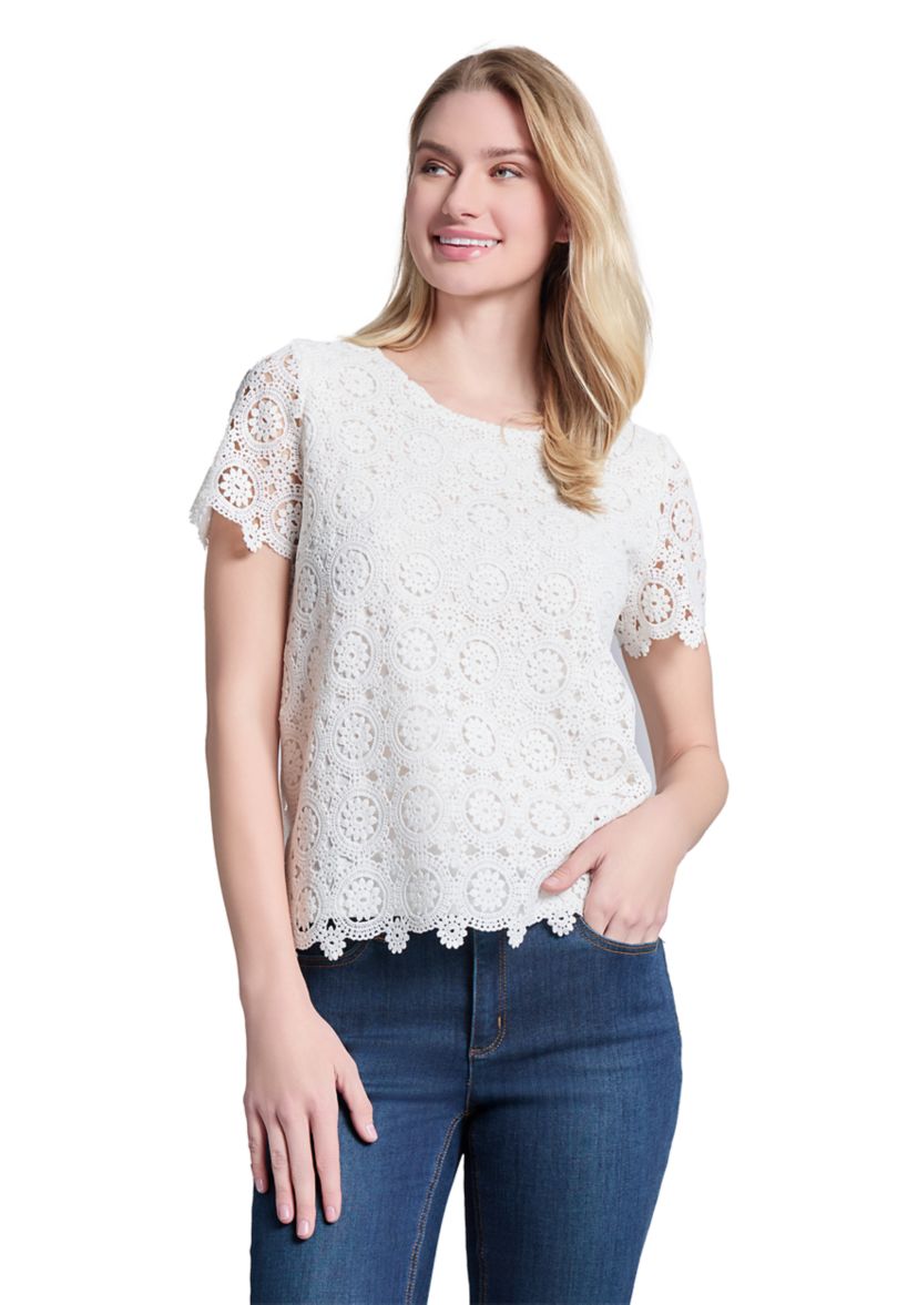 Womens Medallion Lace Short Sleeve T-Shirt 