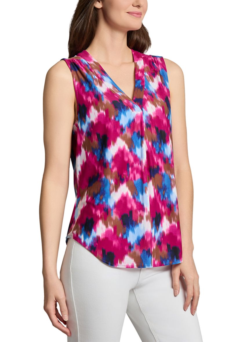 Petite Printed Sleeveless Pleated Front Top