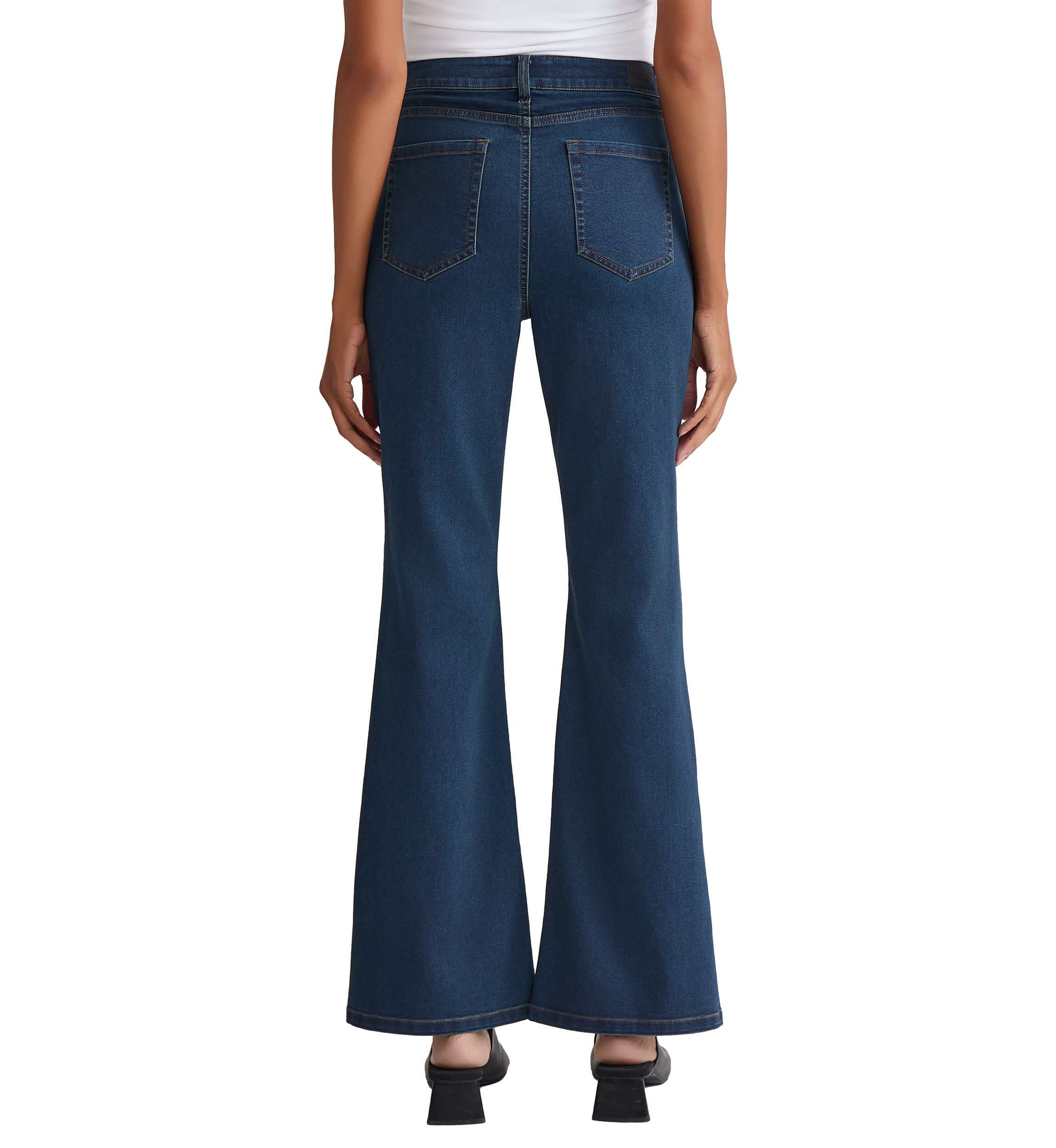 Womens Classic Fit Bootleg Jeans