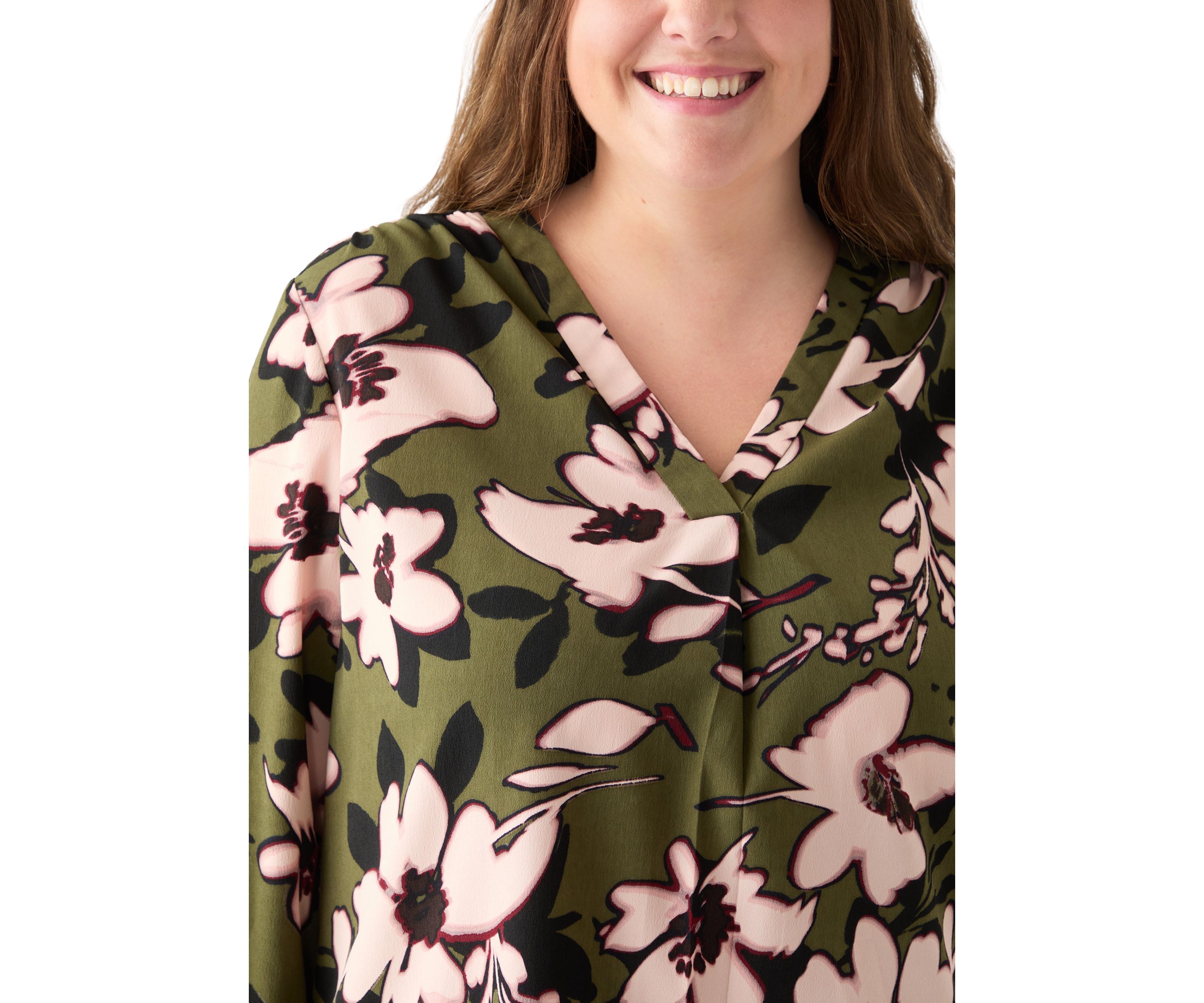 Plus Size 3/4 Sleeve V-Neck Tunic Top