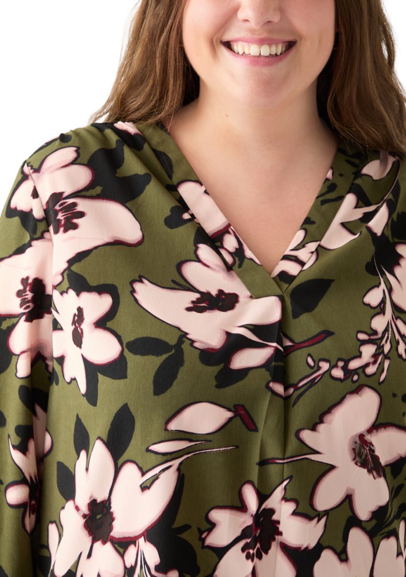Plus Size 3/4 Sleeve V-Neck Tunic Top