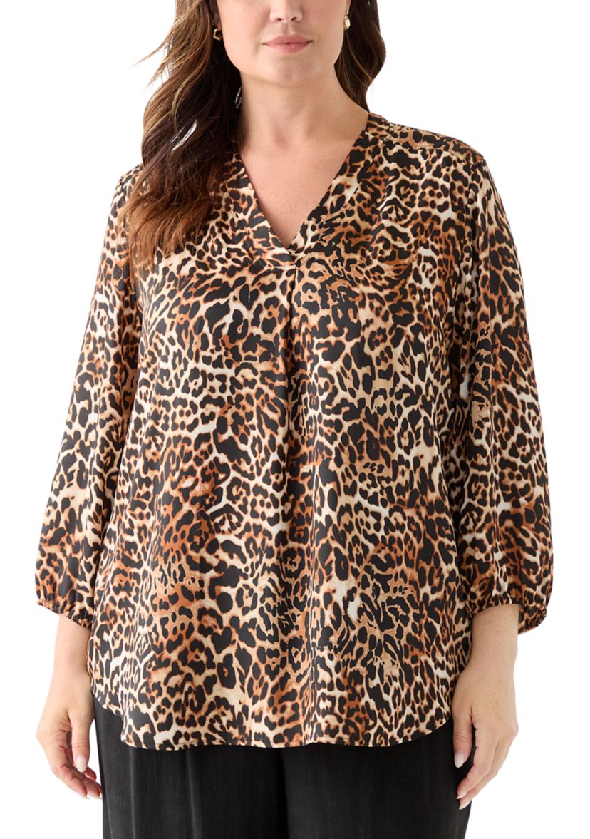 Plus Size 3/4 Sleeve Satin V-Neck Shirt
