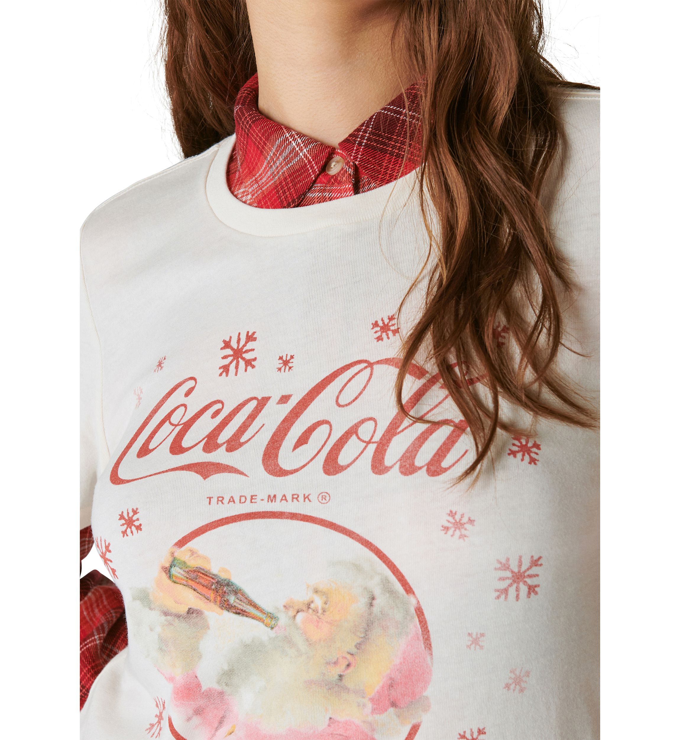 Coke Santa Snow Classic Crew Neck Graphic T-Shirt