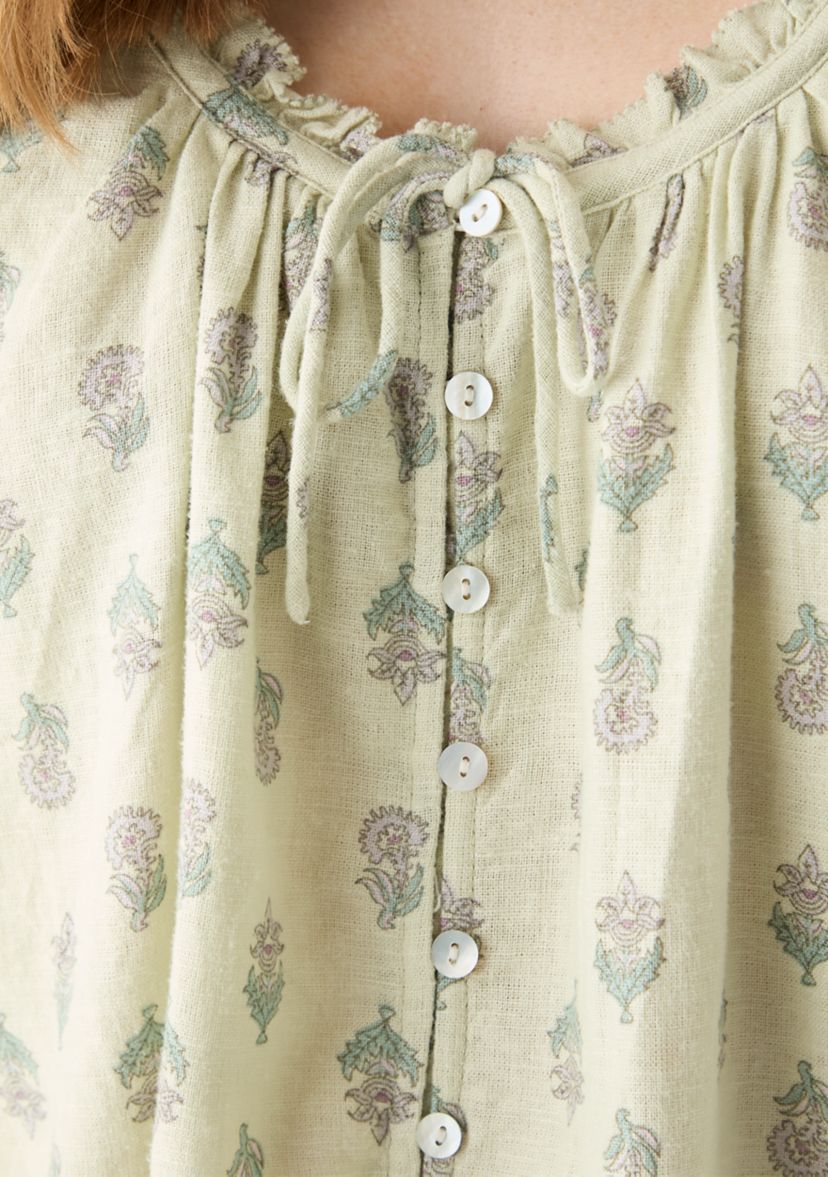 Womens Floral Pleated Shell