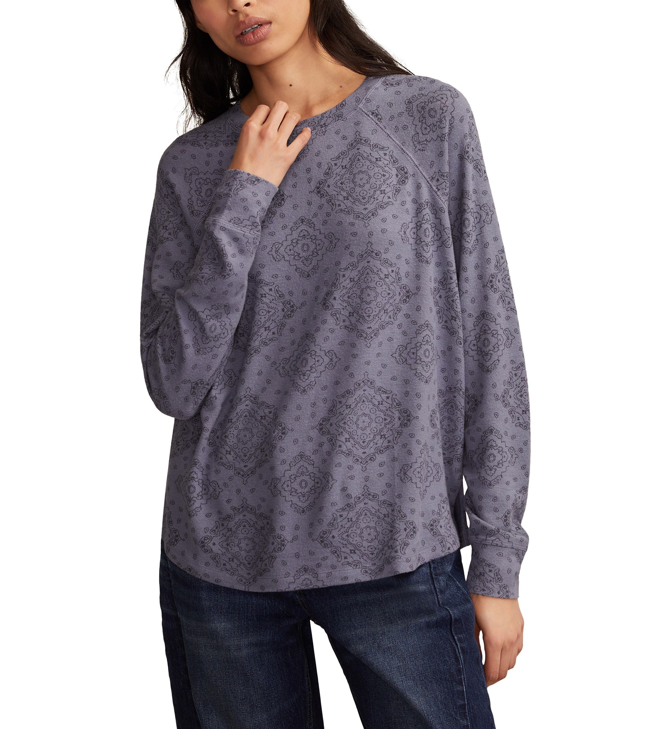 Womens Cloud Knit Printed Top