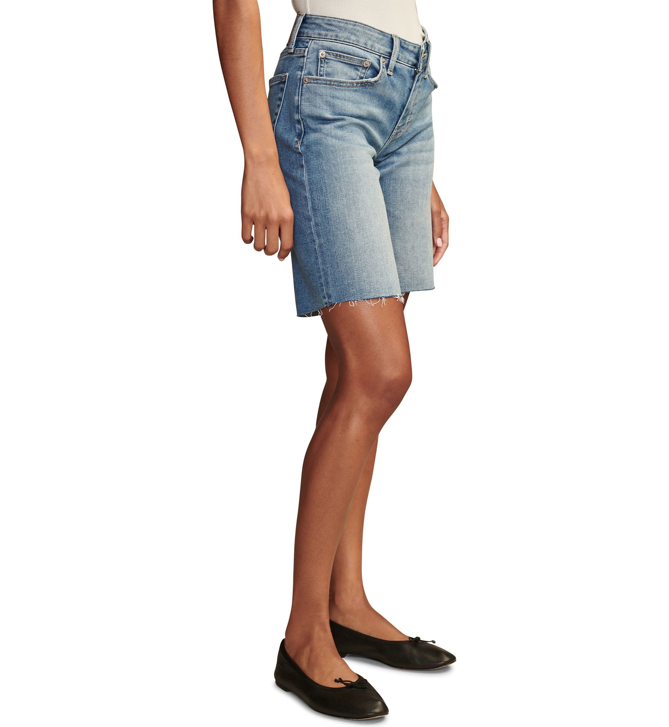 Cut Off Bermuda Shorts