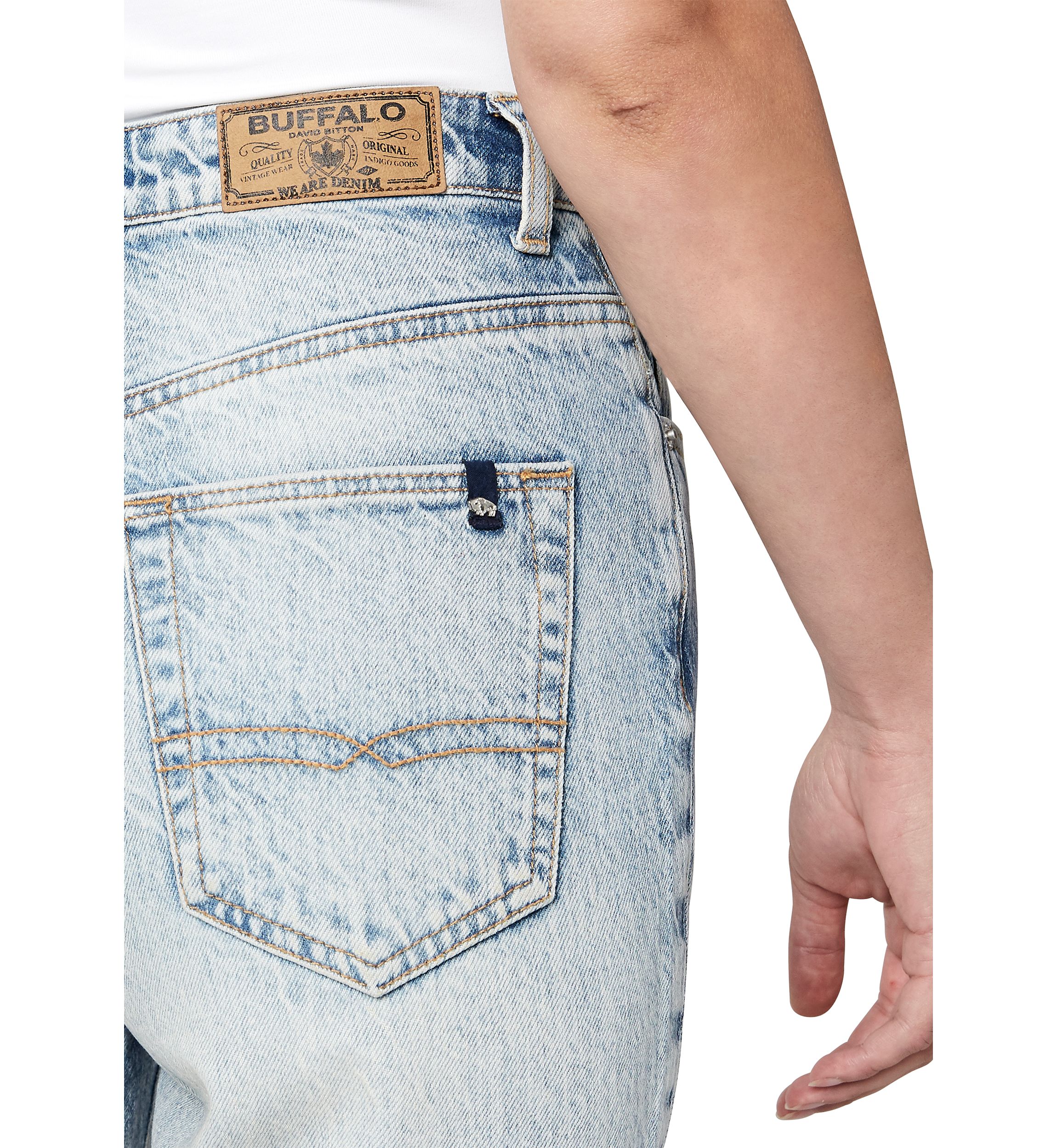 Womens Jessie High Rise Straight Jeans