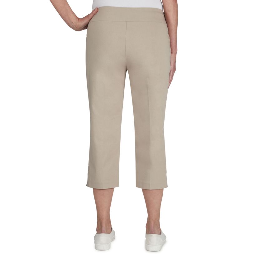 Solid Pull-On Capri Pants with Detailed Split Hem