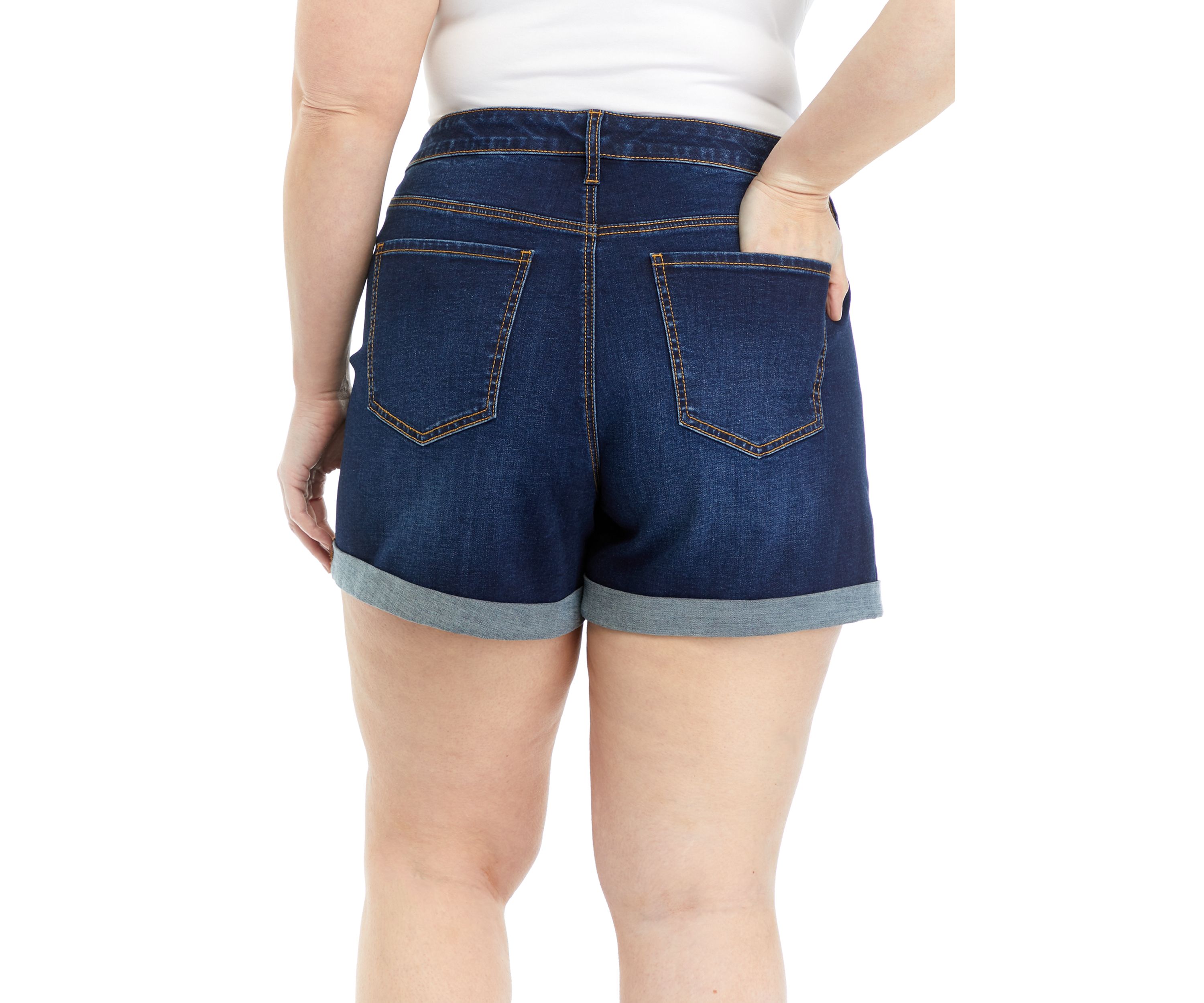 Plus Size Mid Rise Cuff Shorts
