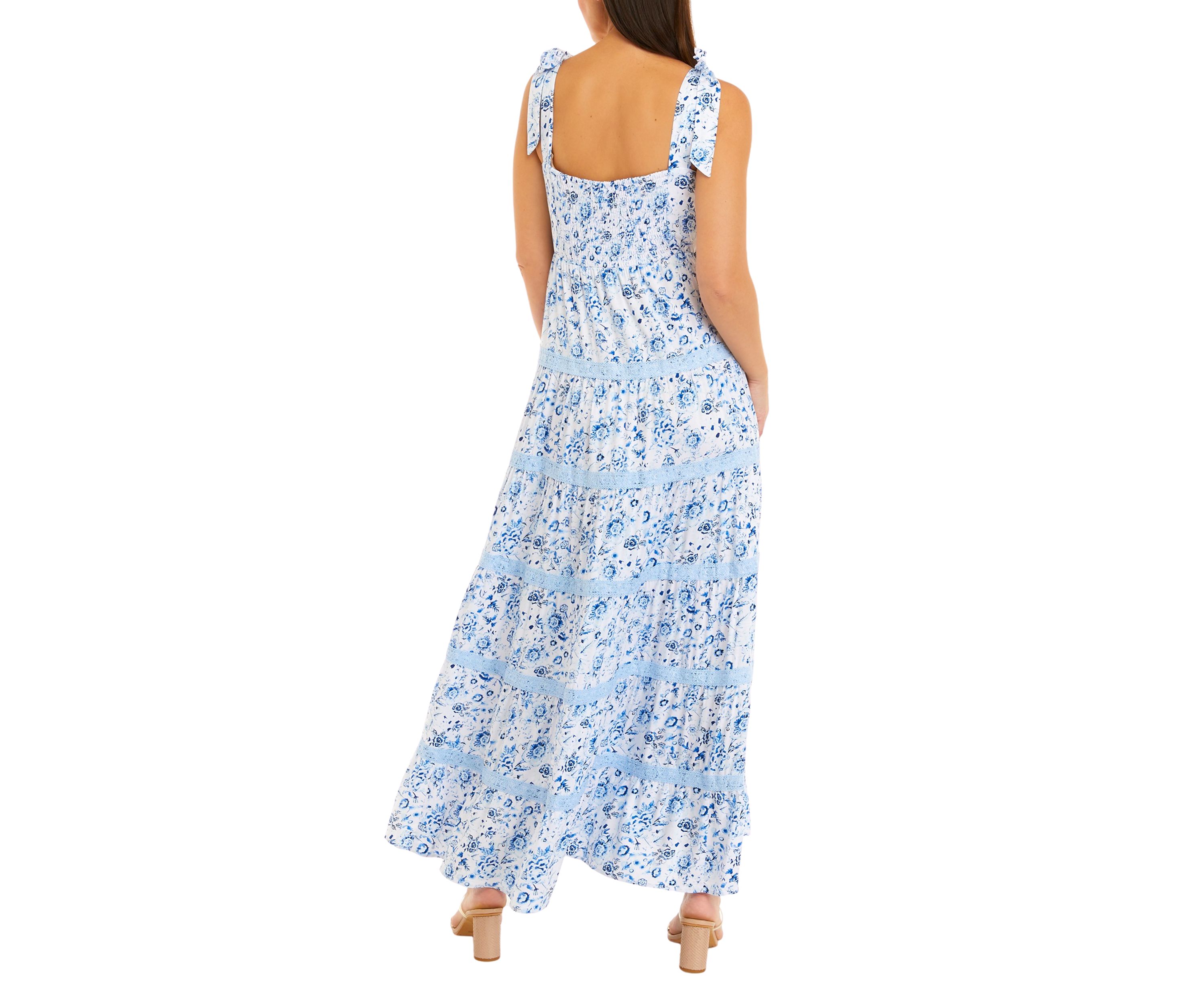 Womens Sleeveless Pom Print Dress