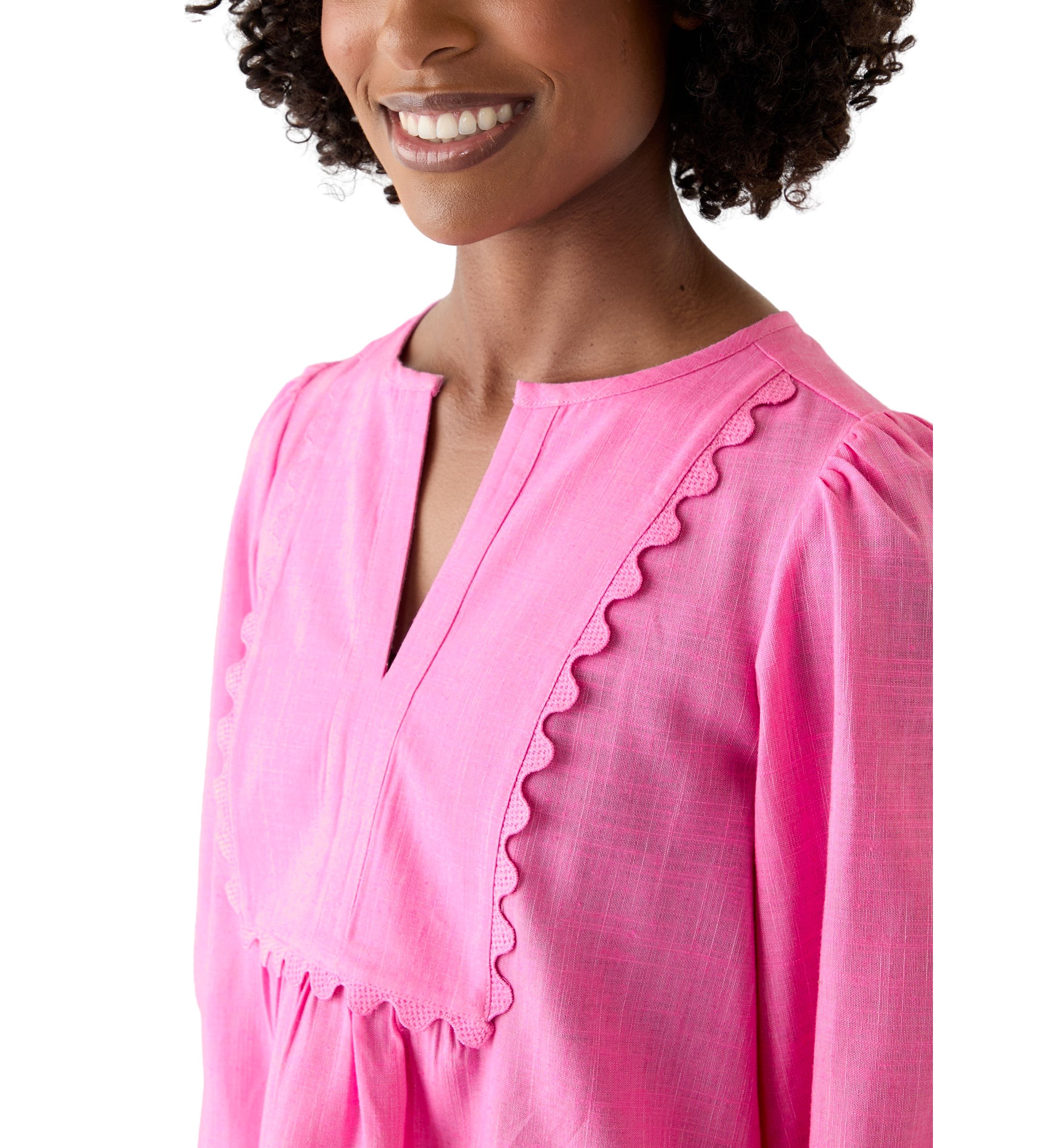 Womens Ric Rac Scallop Top