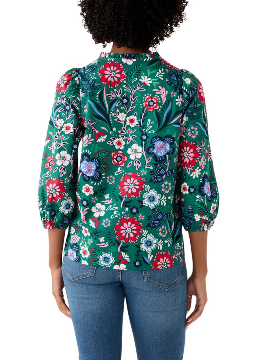 Womens Three-Quarter Sleeve V-Neck Top