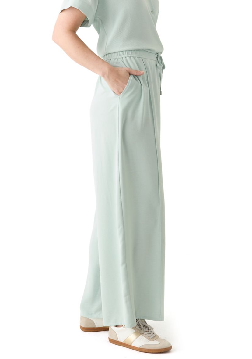 Womens Soft Airflow Pants