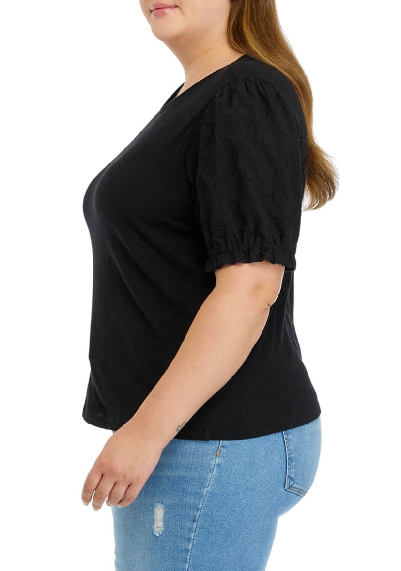 Plus Size Embroidered Puff Sleeve Top