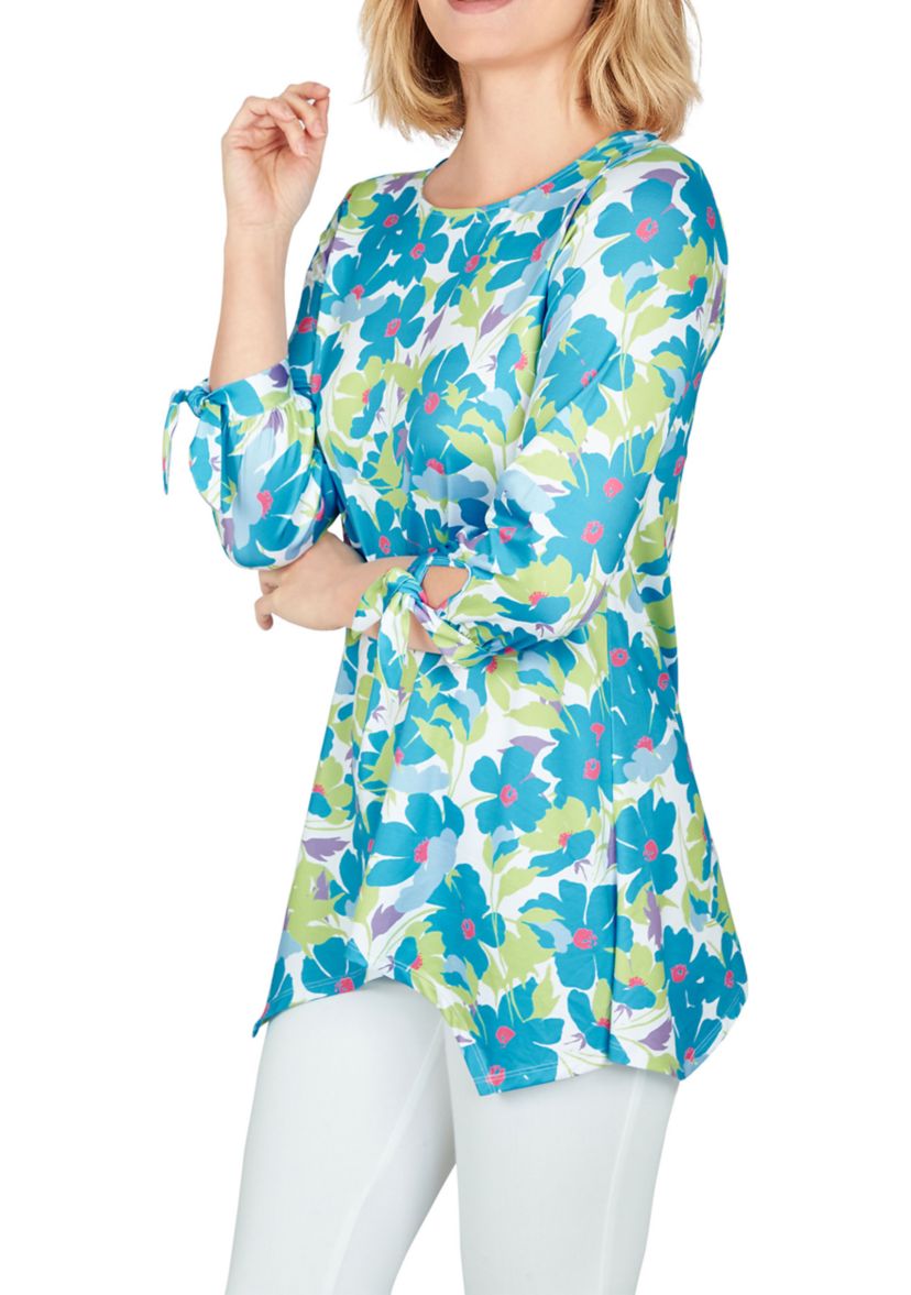 Effortless Swing Top in Whimsical Daisy
