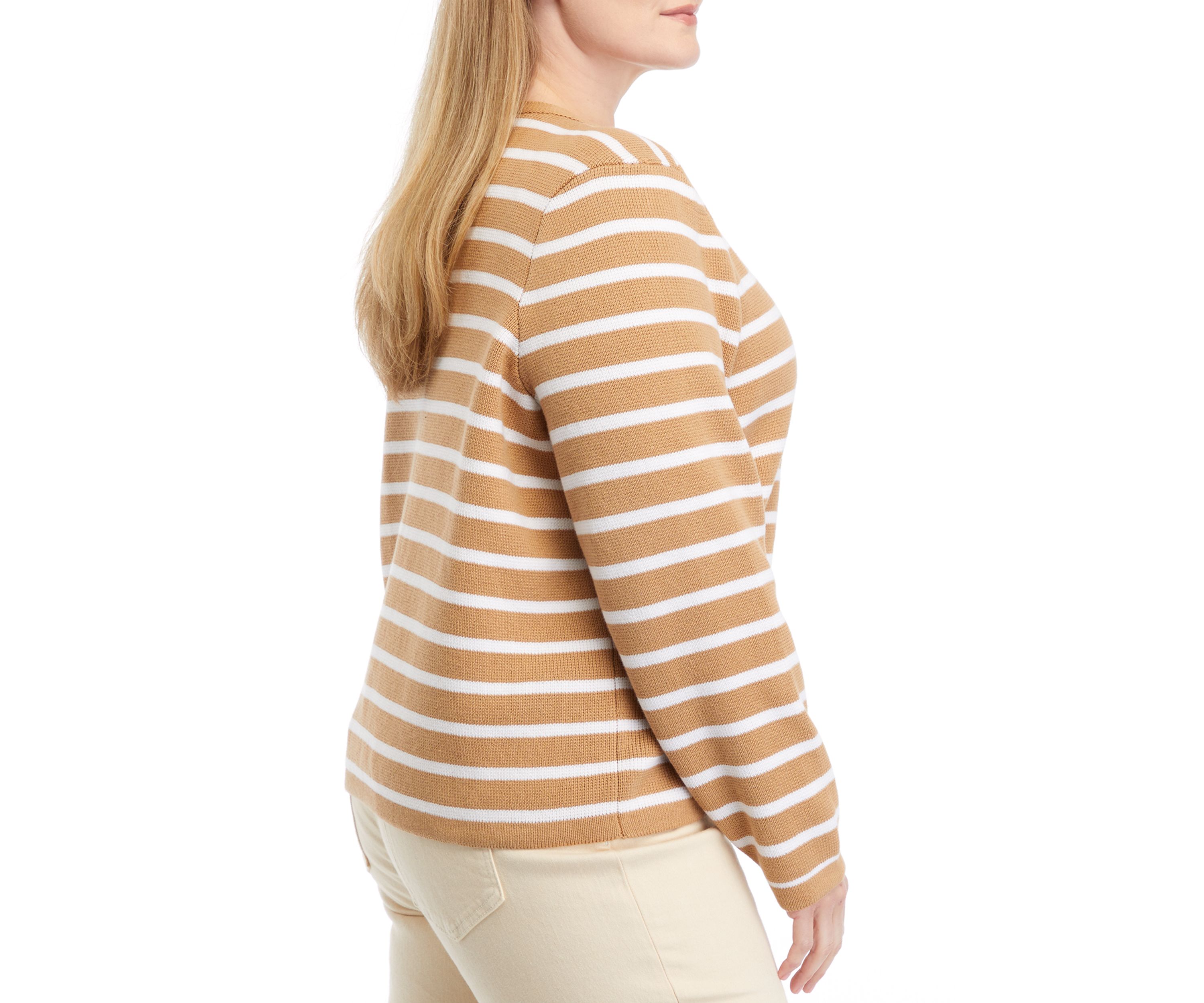 Plus Size Button Cropped Cardigan 