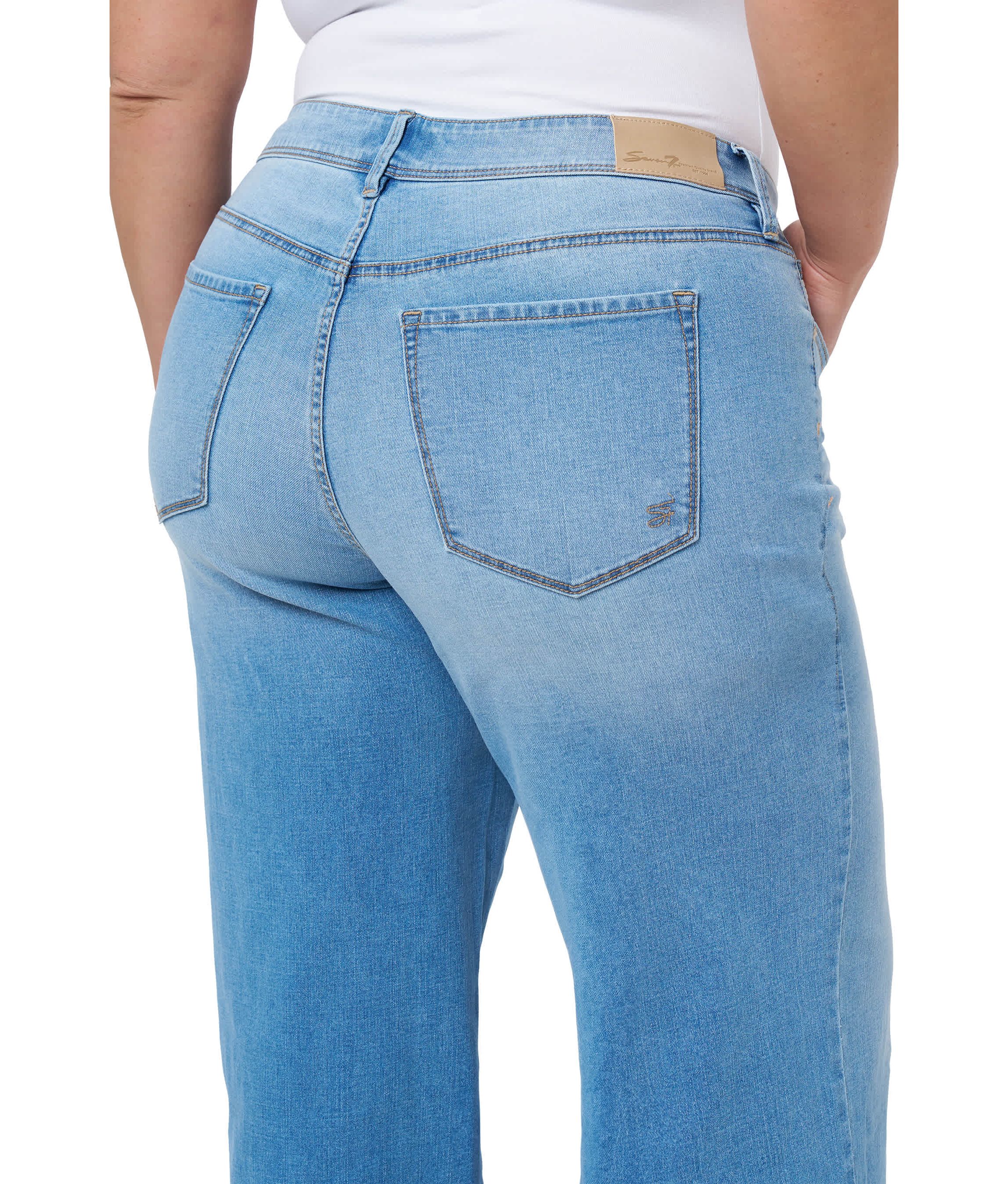 Loose Sneaker Jean